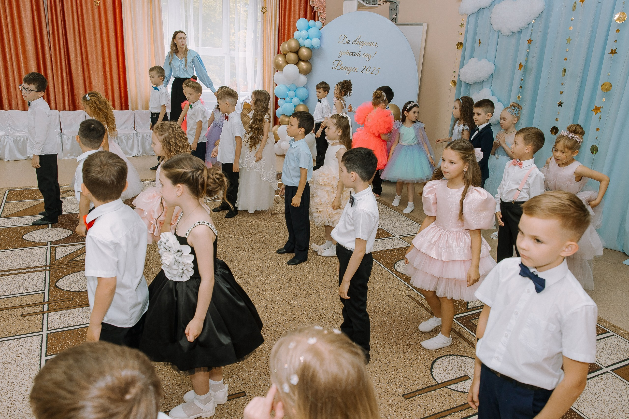 Выпускной в ДС -29. Выпускные альбомы Натальи Бутко: Новороссийск, Анапа, Геленджик