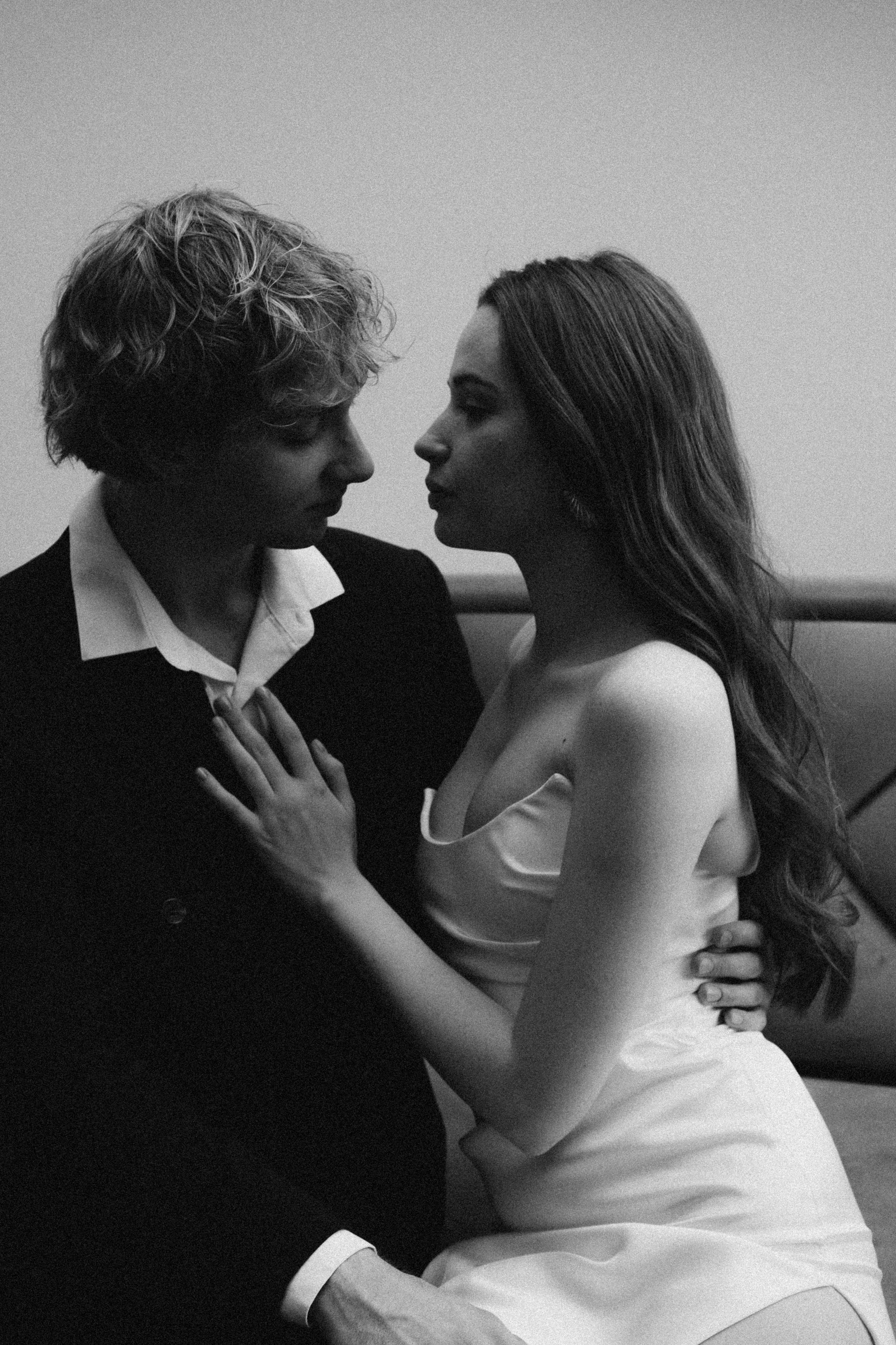 СВАДЕБНАЯ СЬЕМКА В ОТЕЛЕ. СБОРЫ ЖЕНИХА И НЕВЕСТЫ И ТАКЖЕ ТОР И ПОДГОТОВКА К ПРОГУЛКЕ. Профессиональный фотограф, Санкт-Петербург — Виктория Богомолова