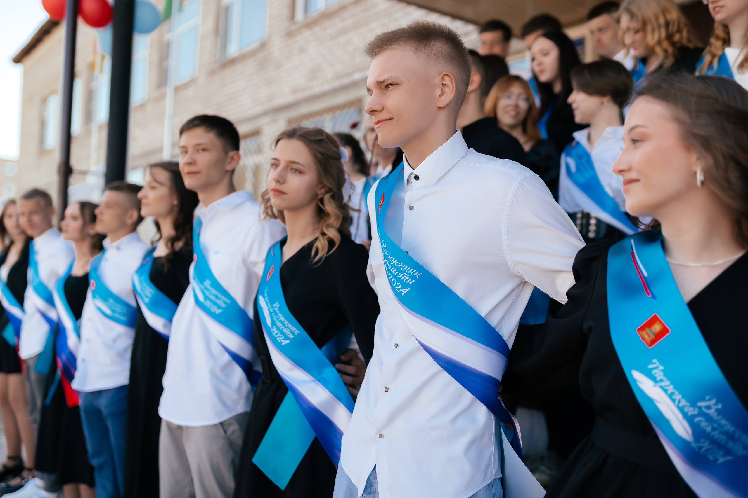 Последний звонок. Фотограф Торопец Кристина Абрамова Kanwellia photography