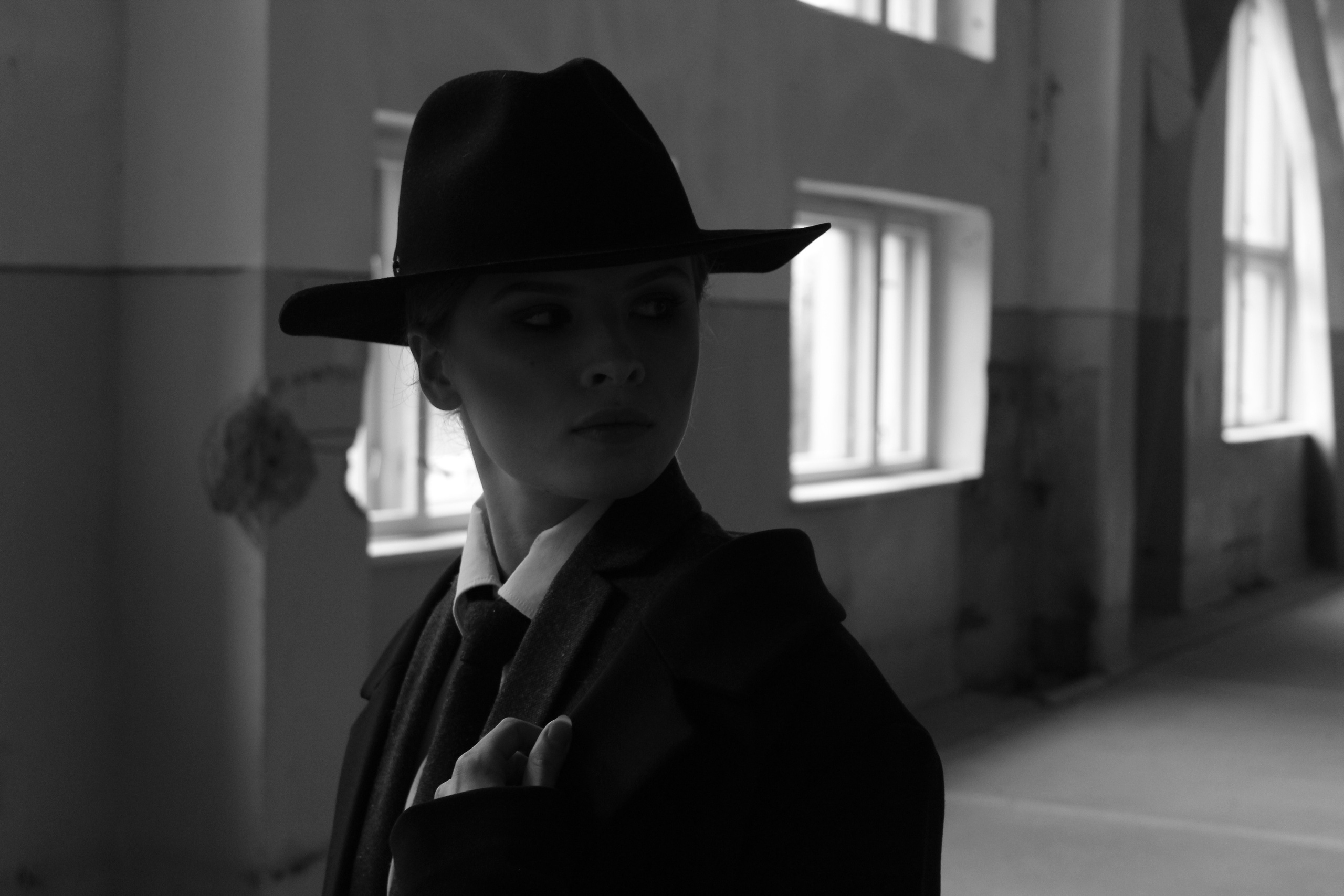 Прогулочная фотосессия в гангстерском стиле. Свадебный и репортажный фотограф в Уфе| Осетрова Ольга