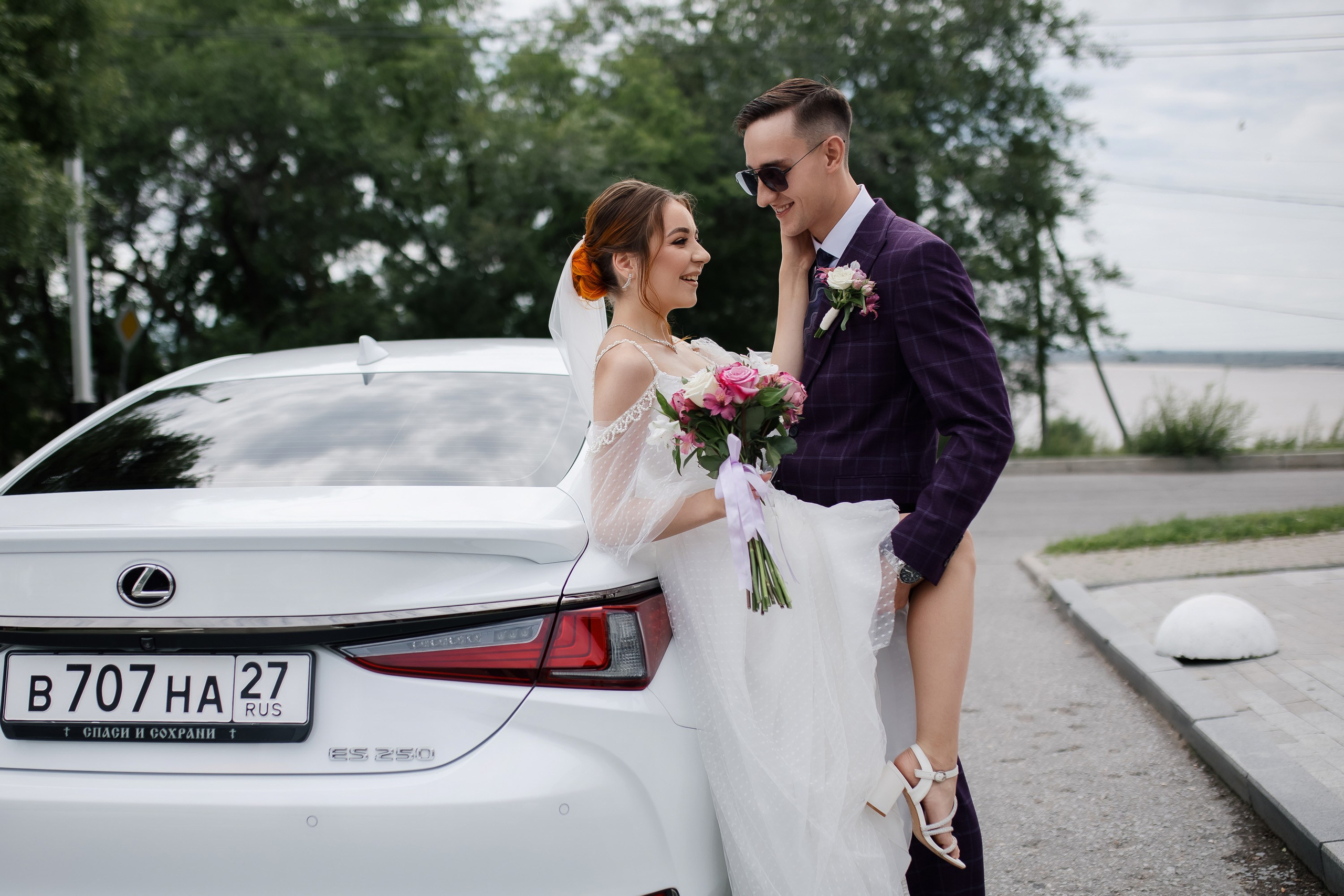 Ксения и Максим. Сборы Sopka. Прогулка по городу. Свадебный фотограф в Хабаровске