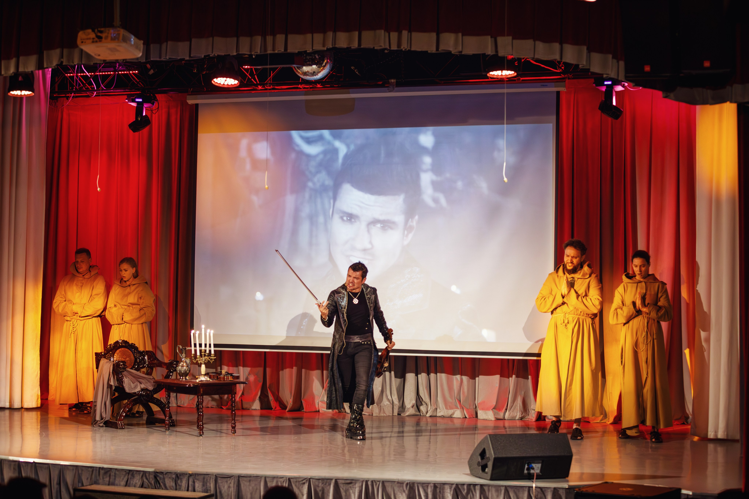 Мюзикл. Скрипка Паганини. Бэкстейдж. Фотограф портретист в Троицке и Москве Иван Парусиди