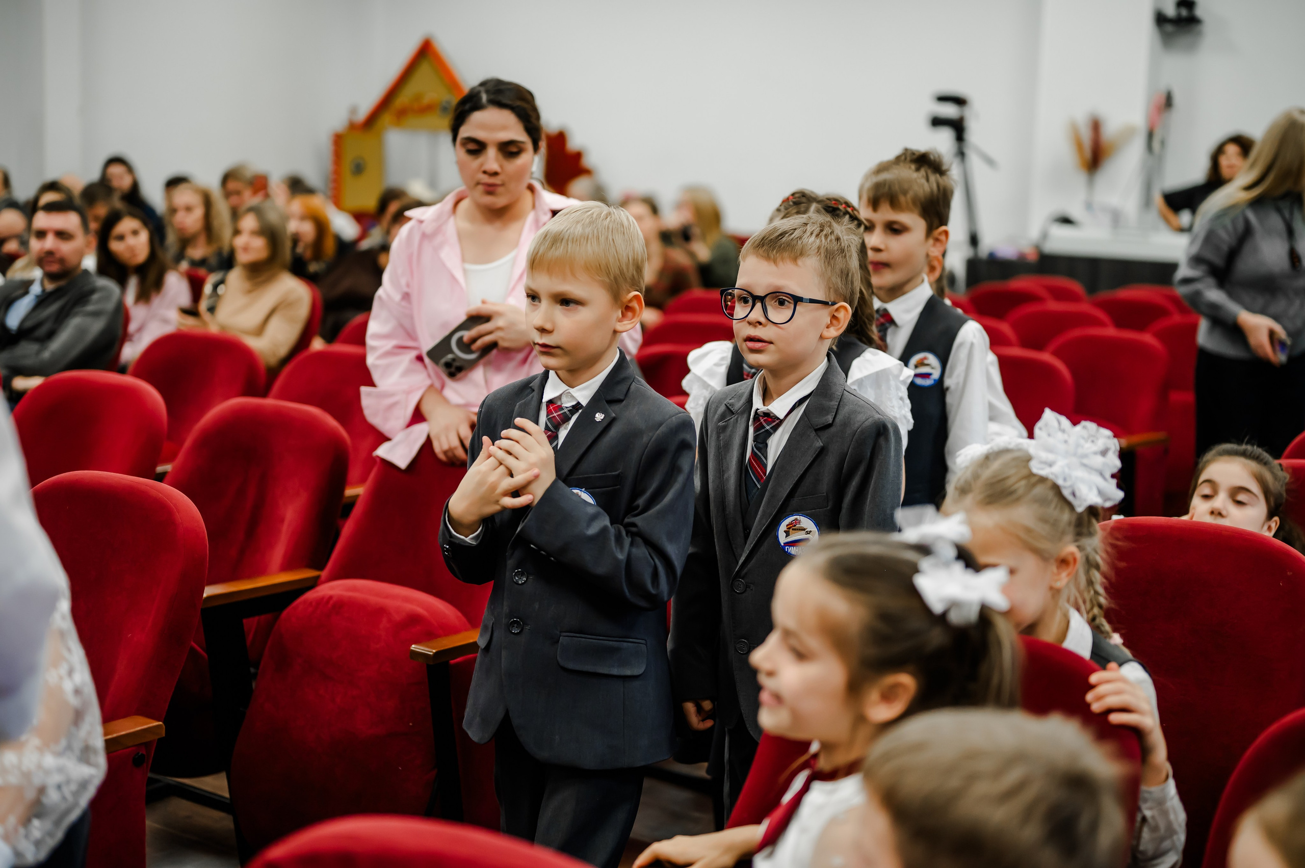 Посвящение в первоклассники. Свадебный и семейный фотограф Евгения Кононова