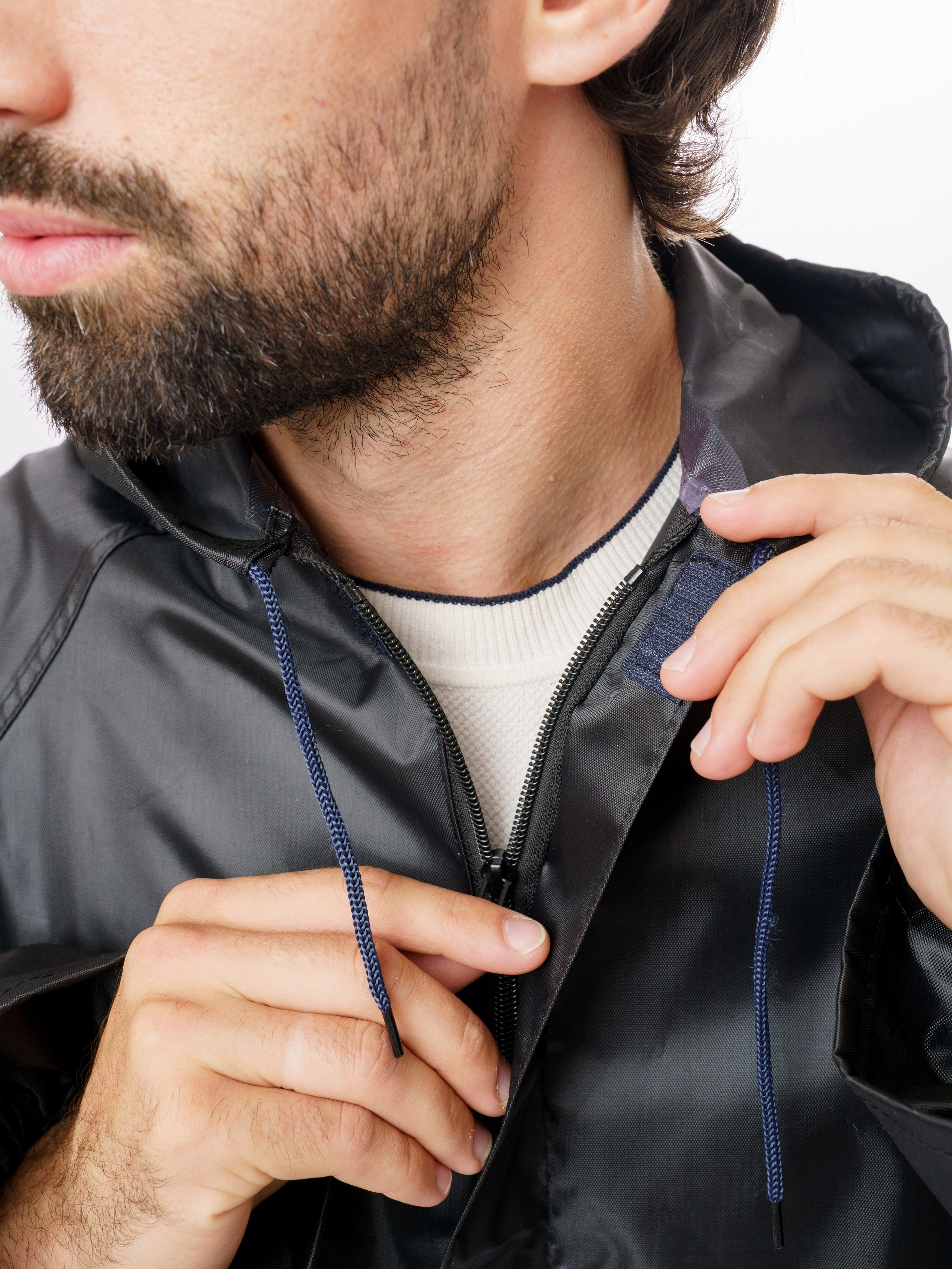 Дождевики, парная съемка. KED Production — продакшн из СПб. Создаём фото, видео и контент, который помогает брендам и селлерам продавать больше