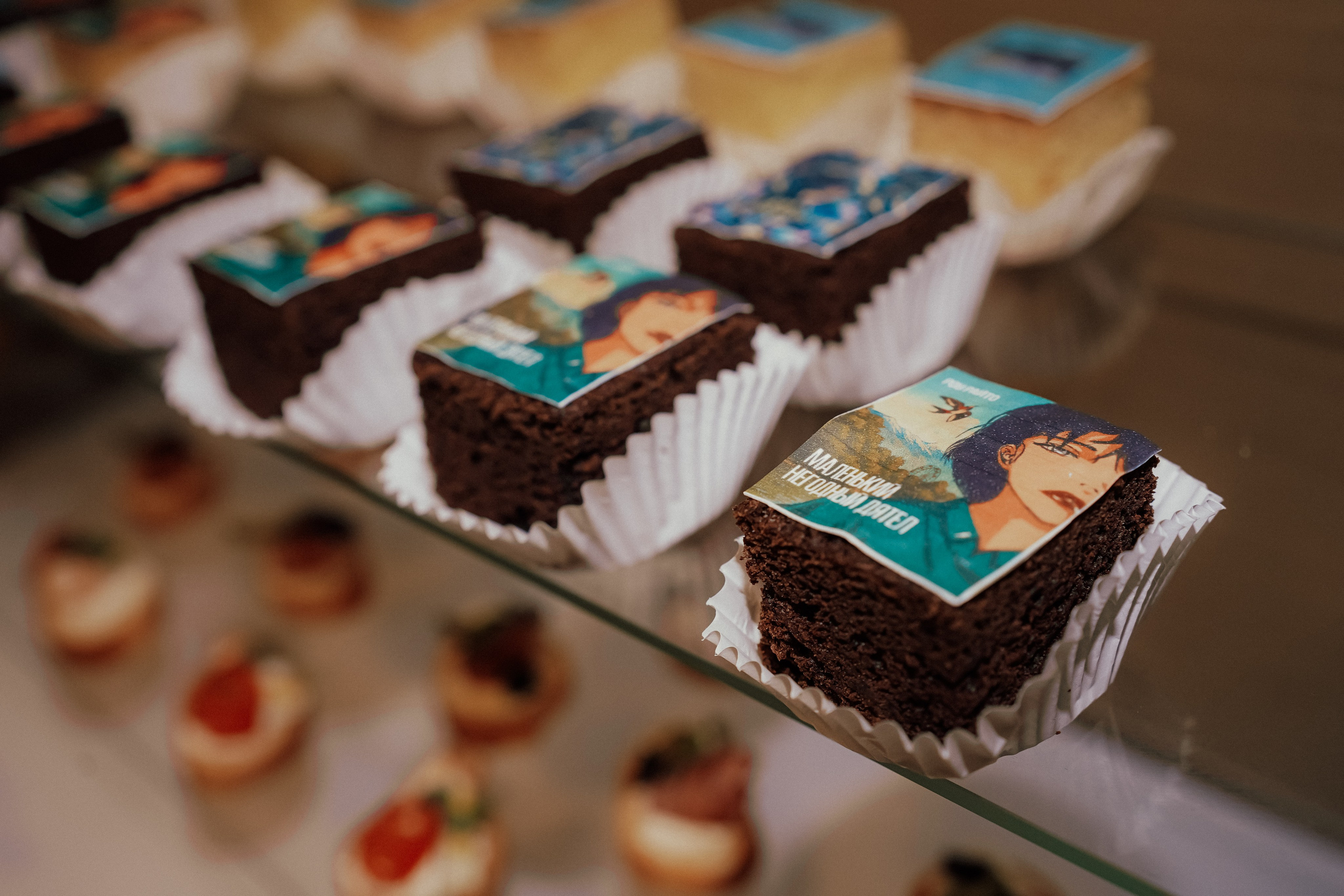 Казахстанские страницы (презентация книг). Крис Богомазова