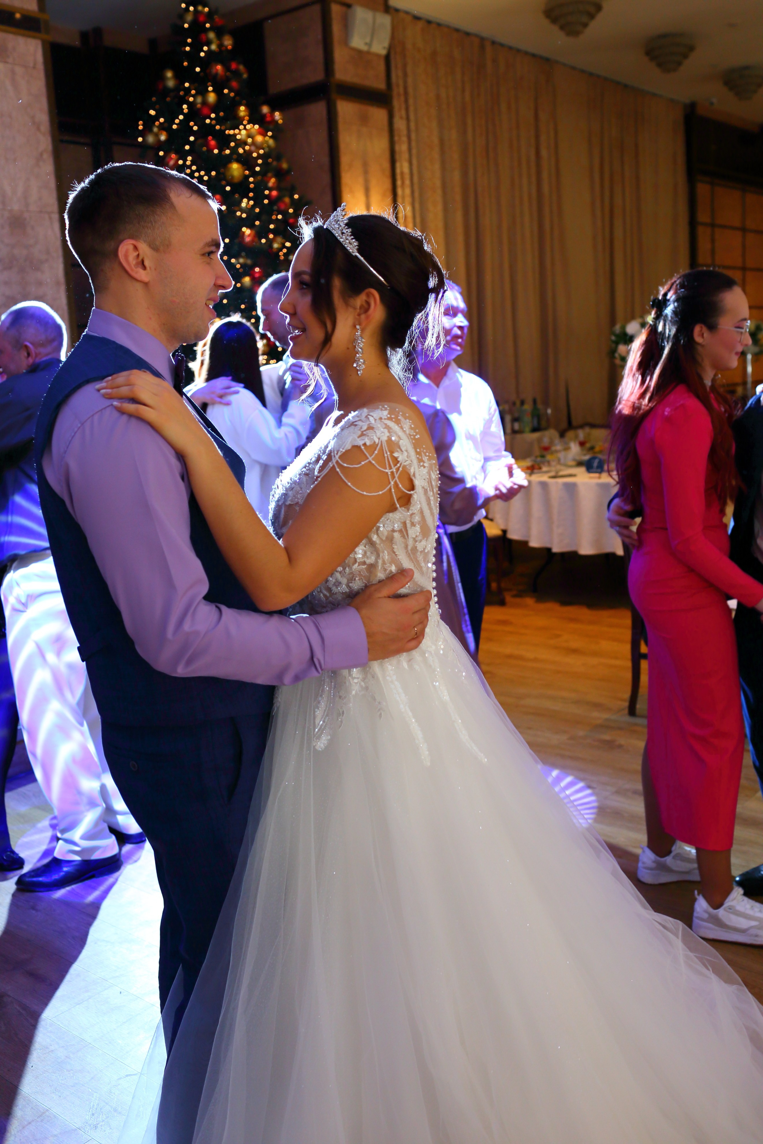 Съемка выездной регистрации в отеле. Свадебный и репортажный фотограф в Ярославле и Санкт-Петербурге Роман Микрюков