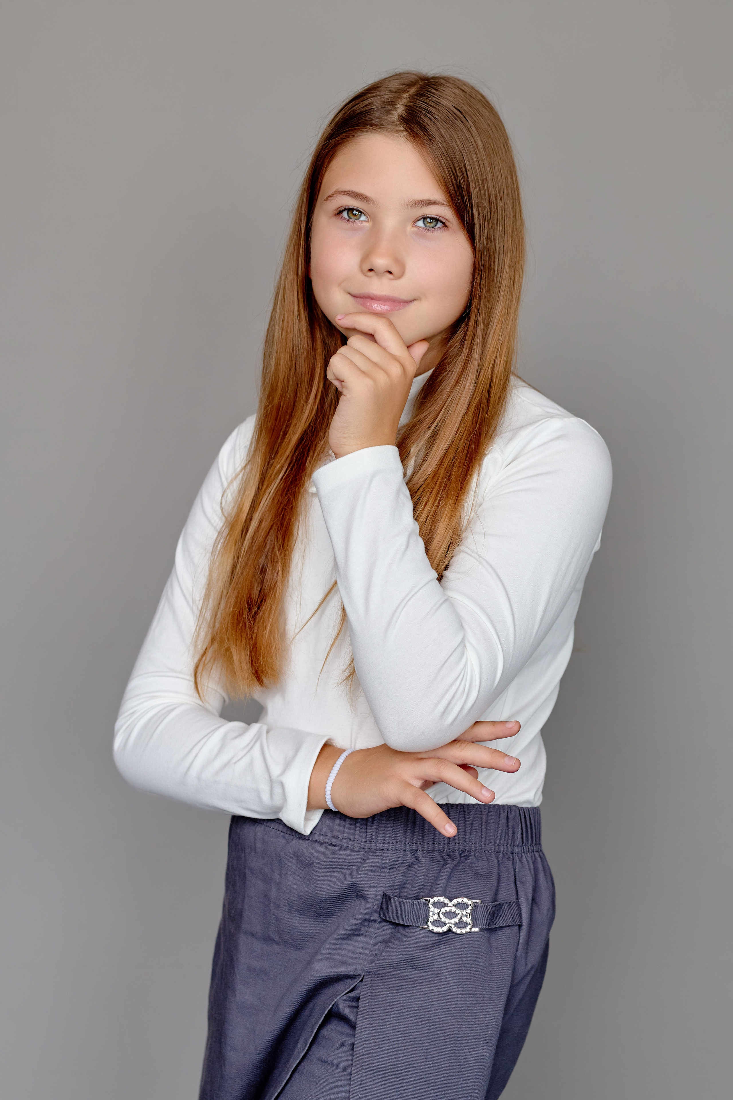 Студийная сьемки школьников для выпускного альбома таганрог. Фотограф Выпускные альбомы Таганрог Сергей Коробченко