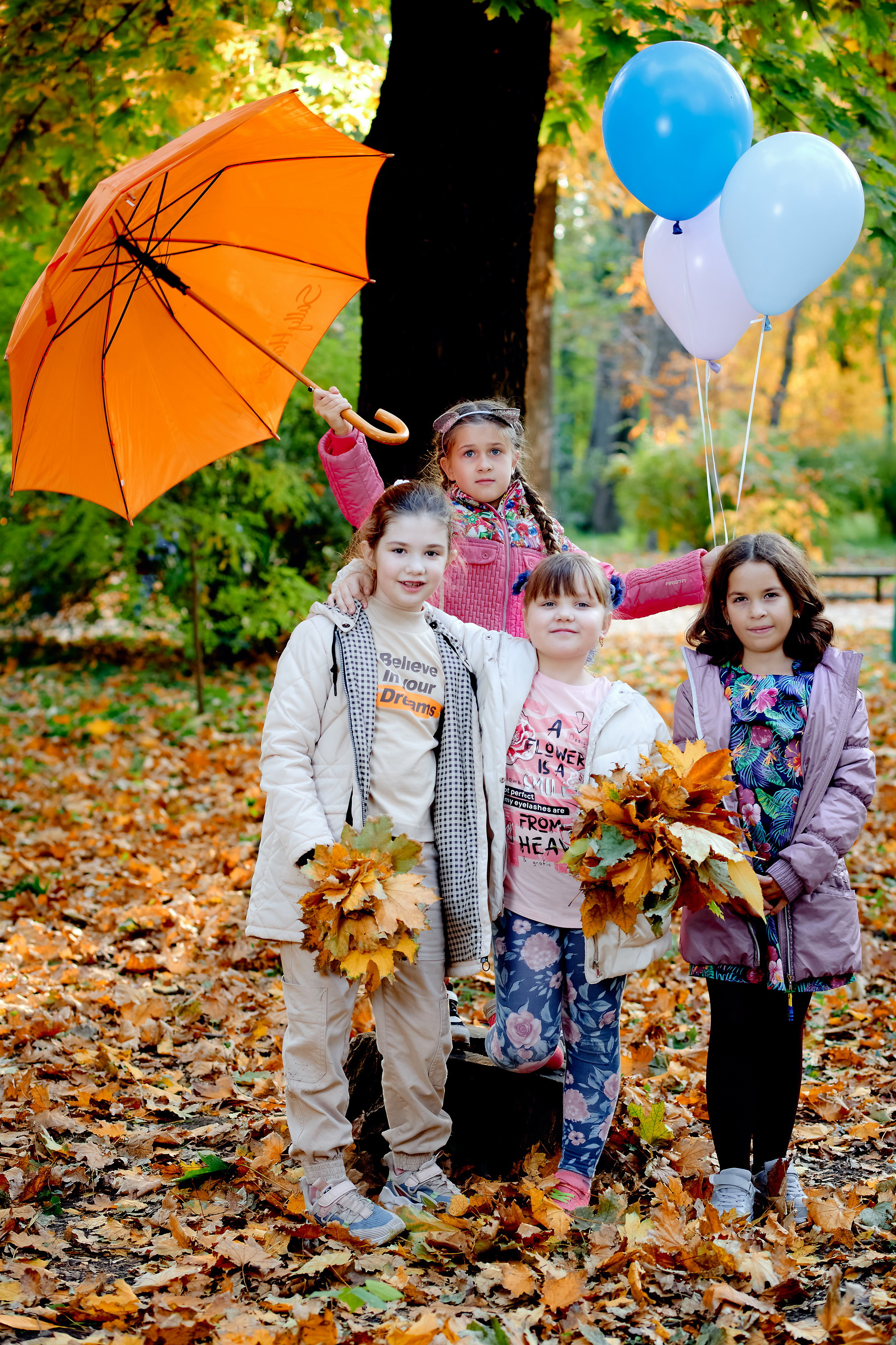 Сьемка выпускного альбома осенью таганрог. Фотограф Выпускные альбомы Таганрог Сергей Коробченко