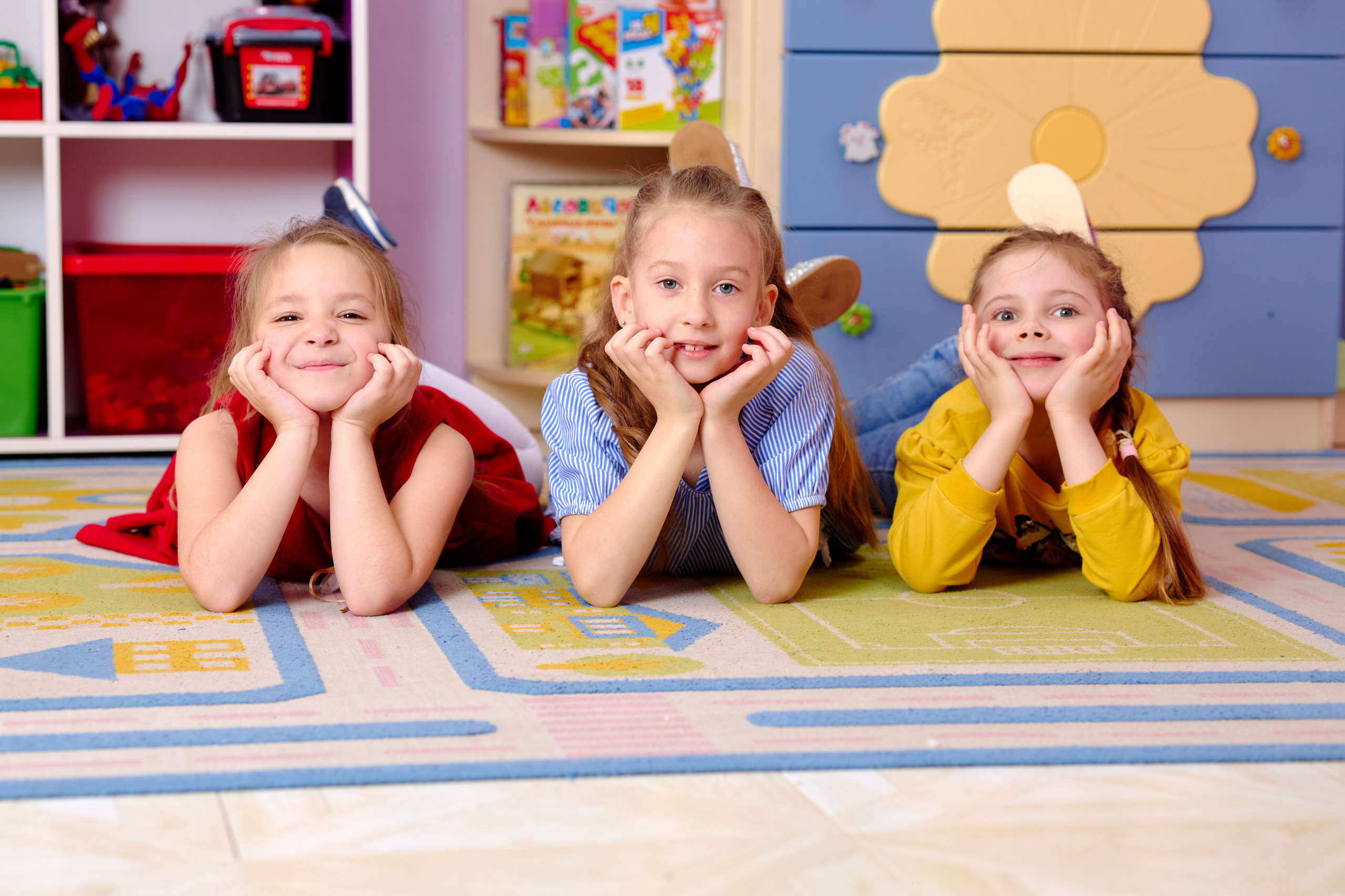 Групповые сьемки детей на выпускные альбомы таганрог. Фотограф Выпускные альбомы Таганрог Сергей Коробченко