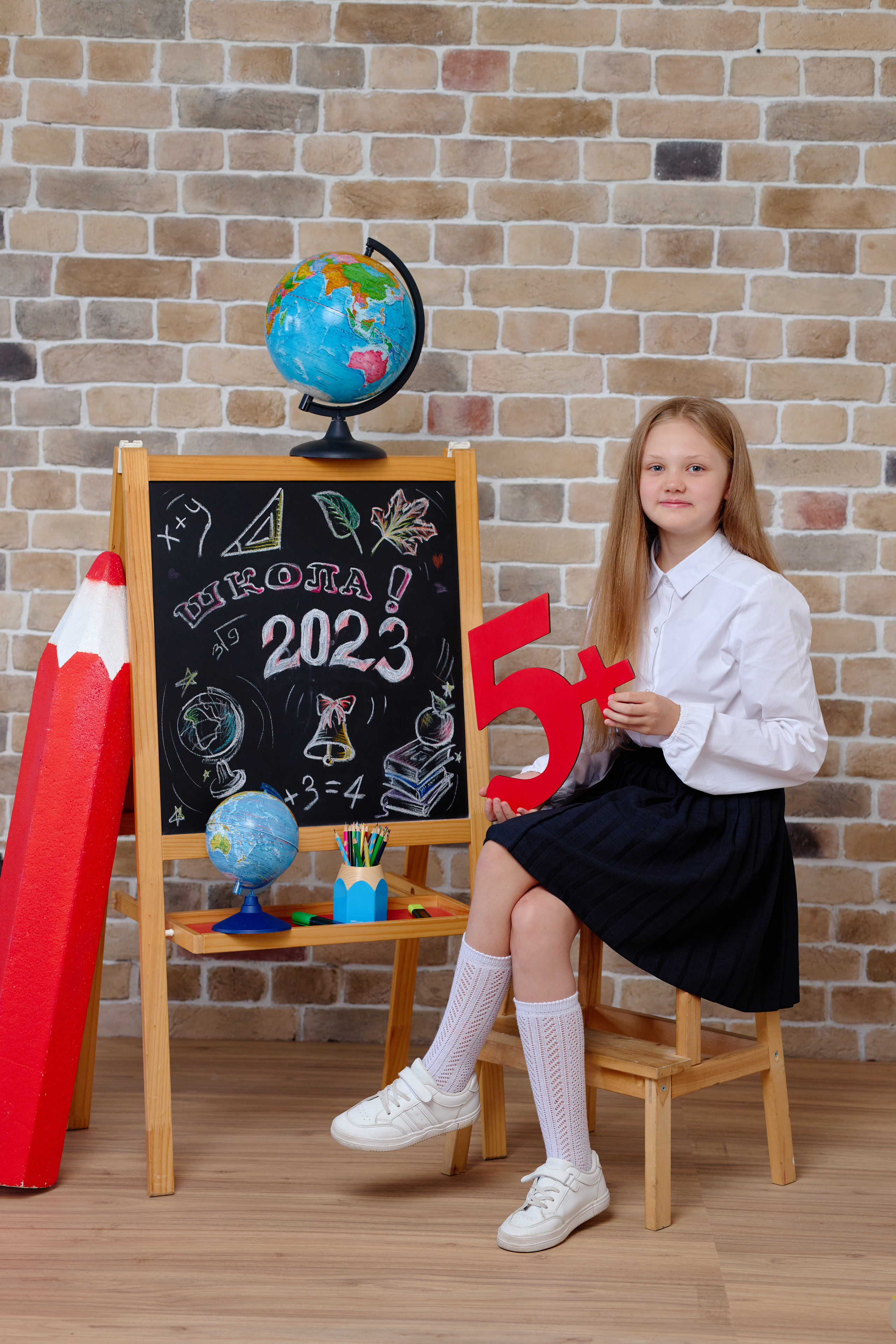 Студийная сьемки школьников для выпускного альбома таганрог. Фотограф Выпускные альбомы Таганрог Сергей Коробченко