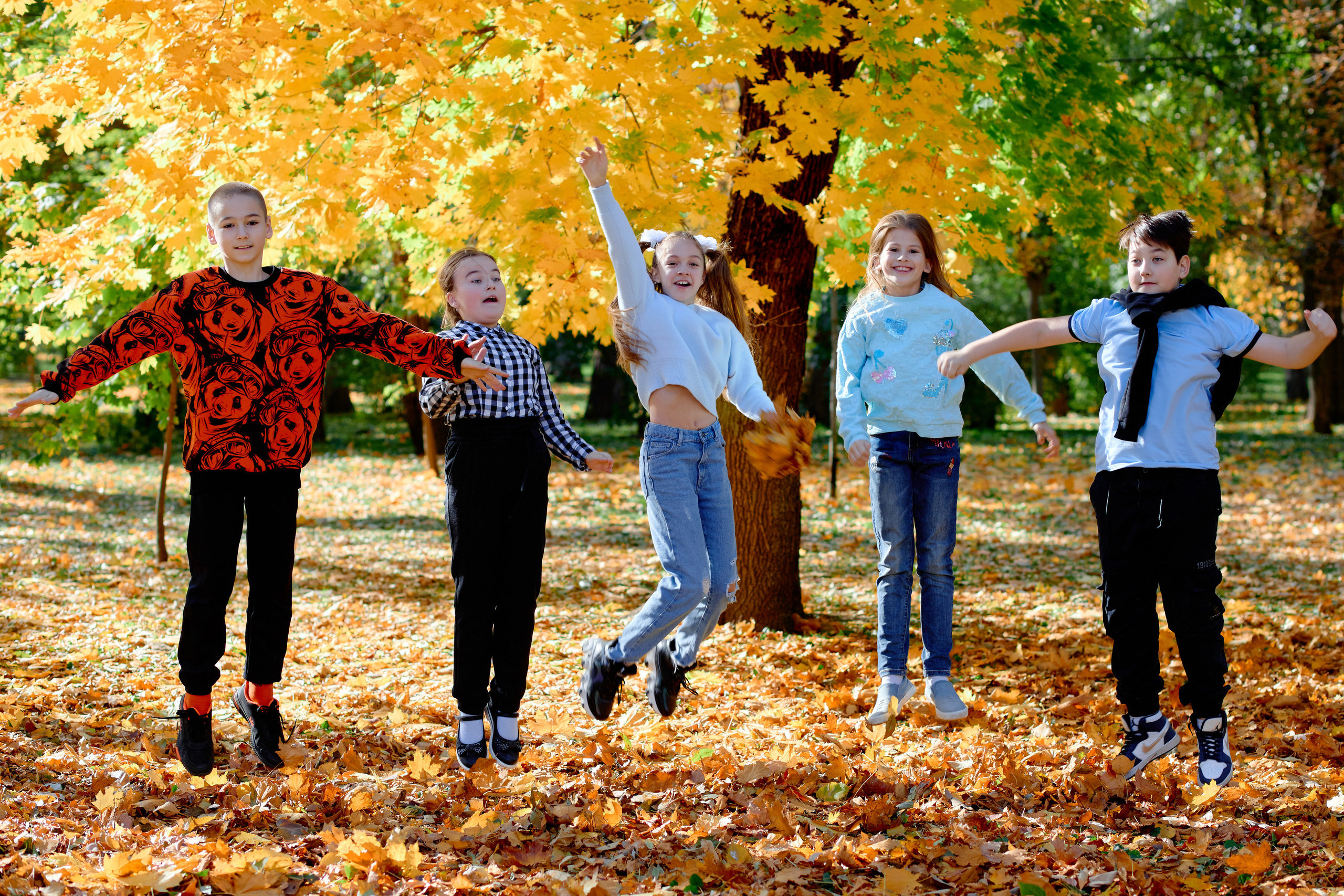 Сьемка выпускного альбома осенью таганрог. Фотограф Выпускные альбомы Таганрог Сергей Коробченко