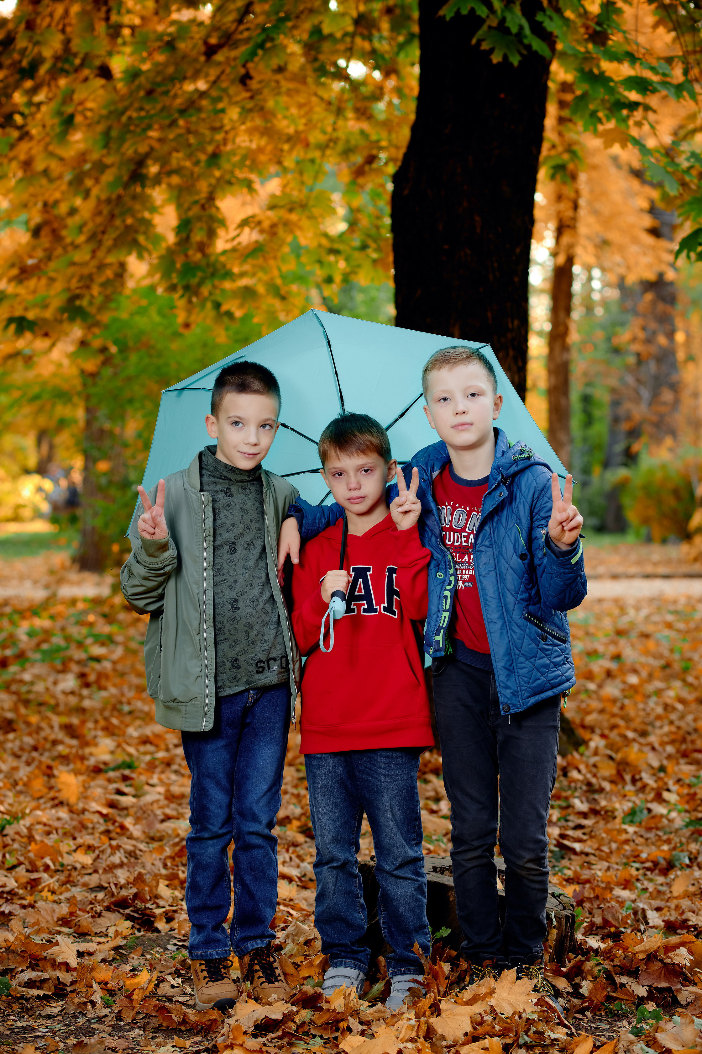 Сьемка выпускного альбома осенью таганрог. Фотограф Выпускные альбомы Таганрог Сергей Коробченко