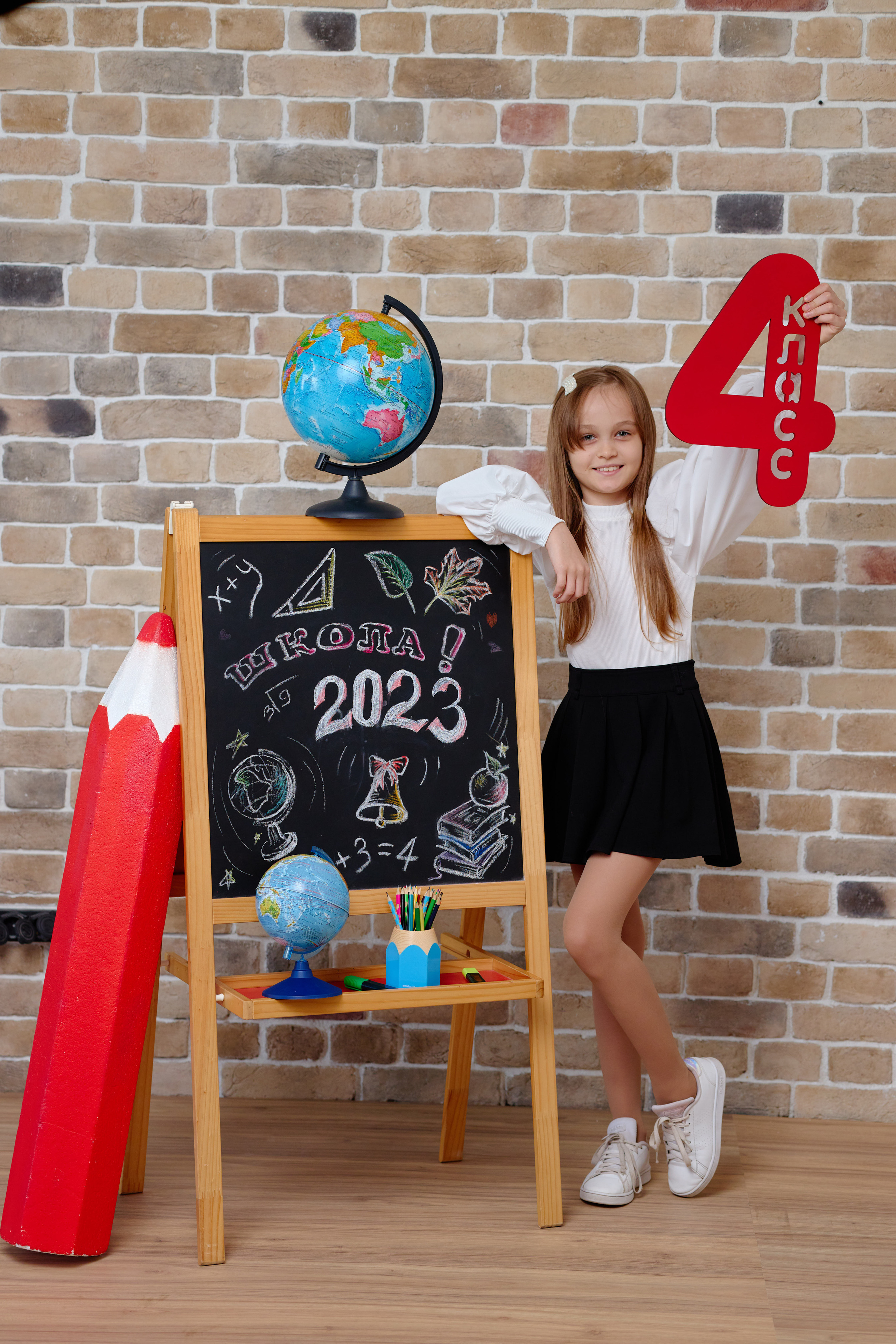 Студийная сьемки школьников для выпускного альбома таганрог. Фотограф Выпускные альбомы Таганрог Сергей Коробченко