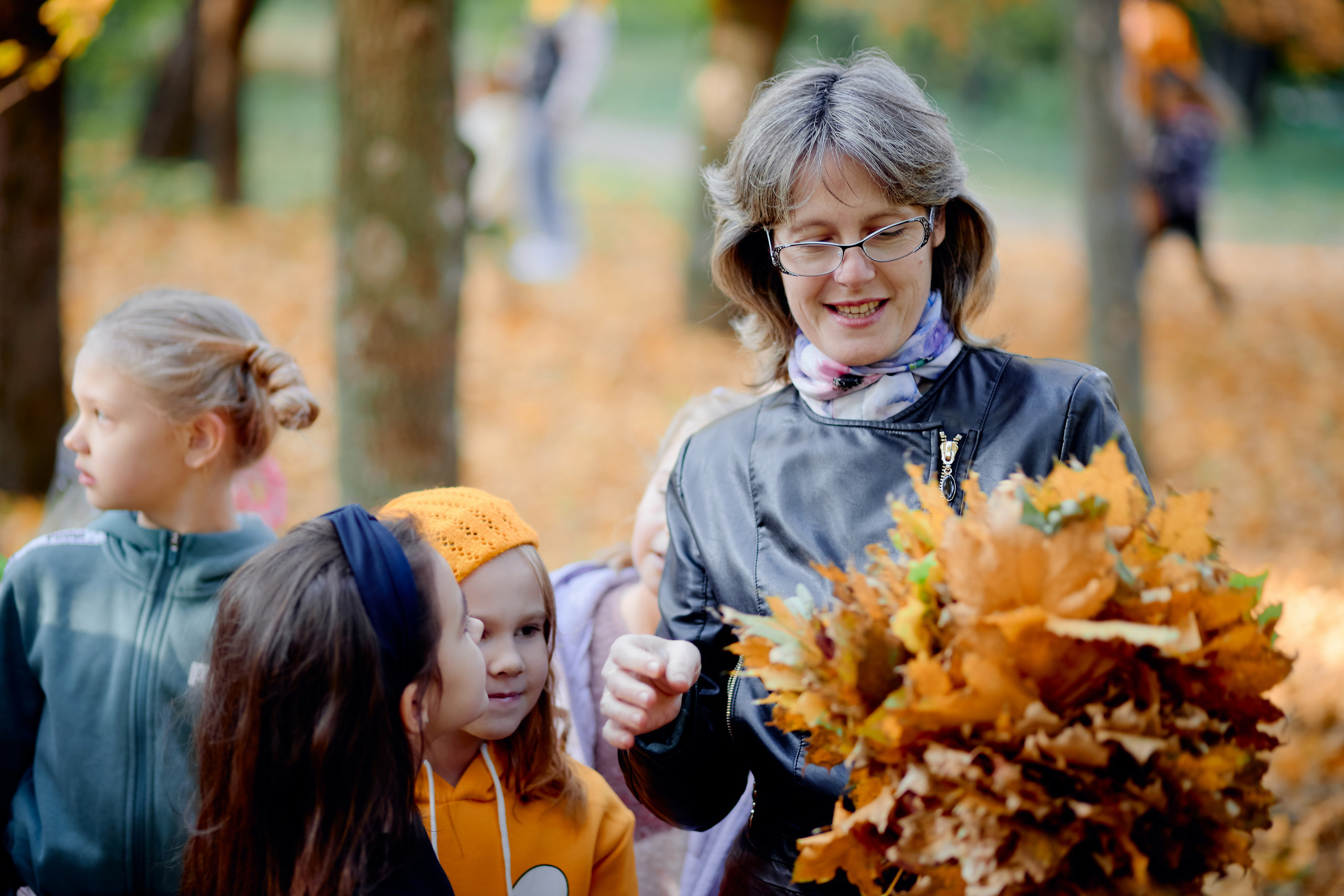 Сьемка выпускного альбома осенью таганрог. Фотограф Выпускные альбомы Таганрог Сергей Коробченко