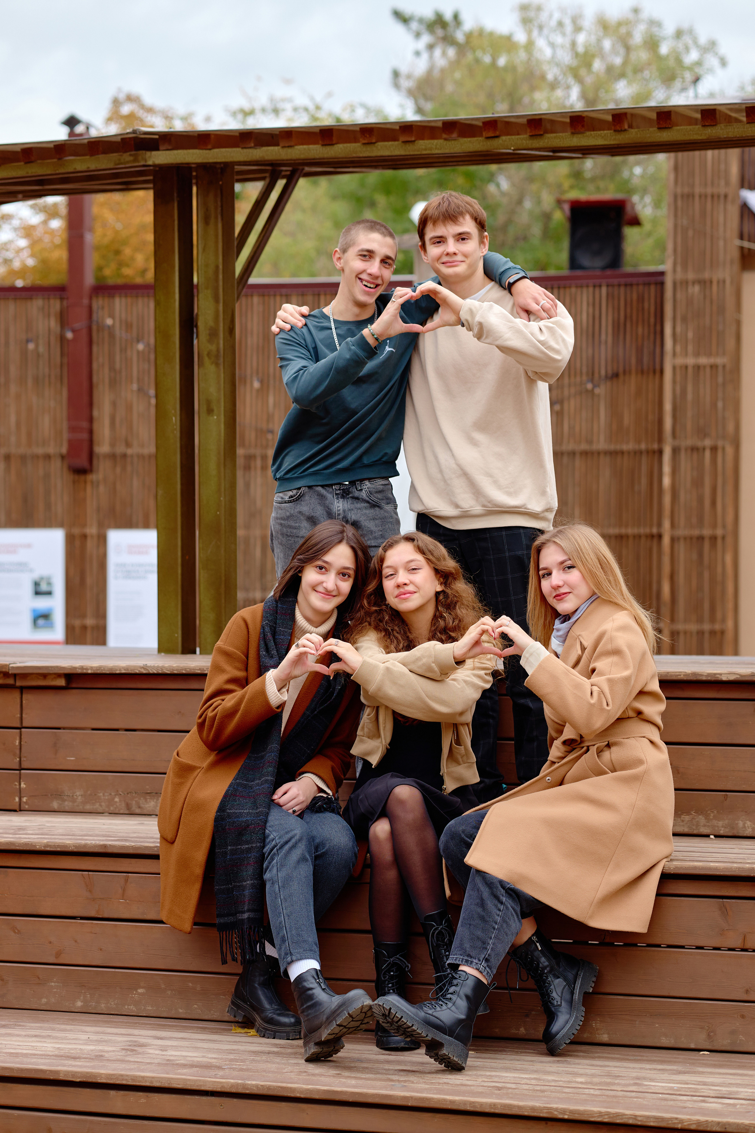 Фотосессии на выпускной альбом таганрог. Фотограф Выпускные альбомы Таганрог Сергей Коробченко