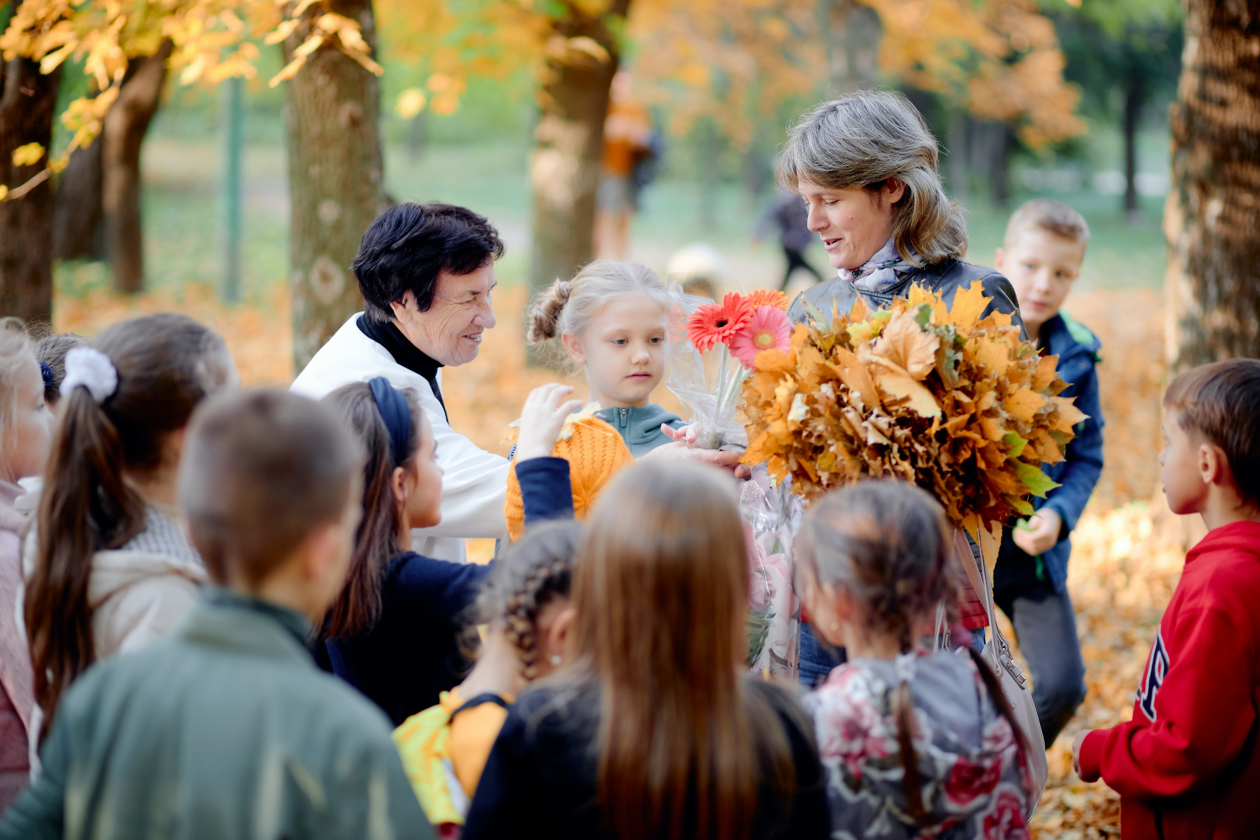 Сьемка выпускного альбома осенью таганрог. Фотограф Выпускные альбомы Таганрог Сергей Коробченко