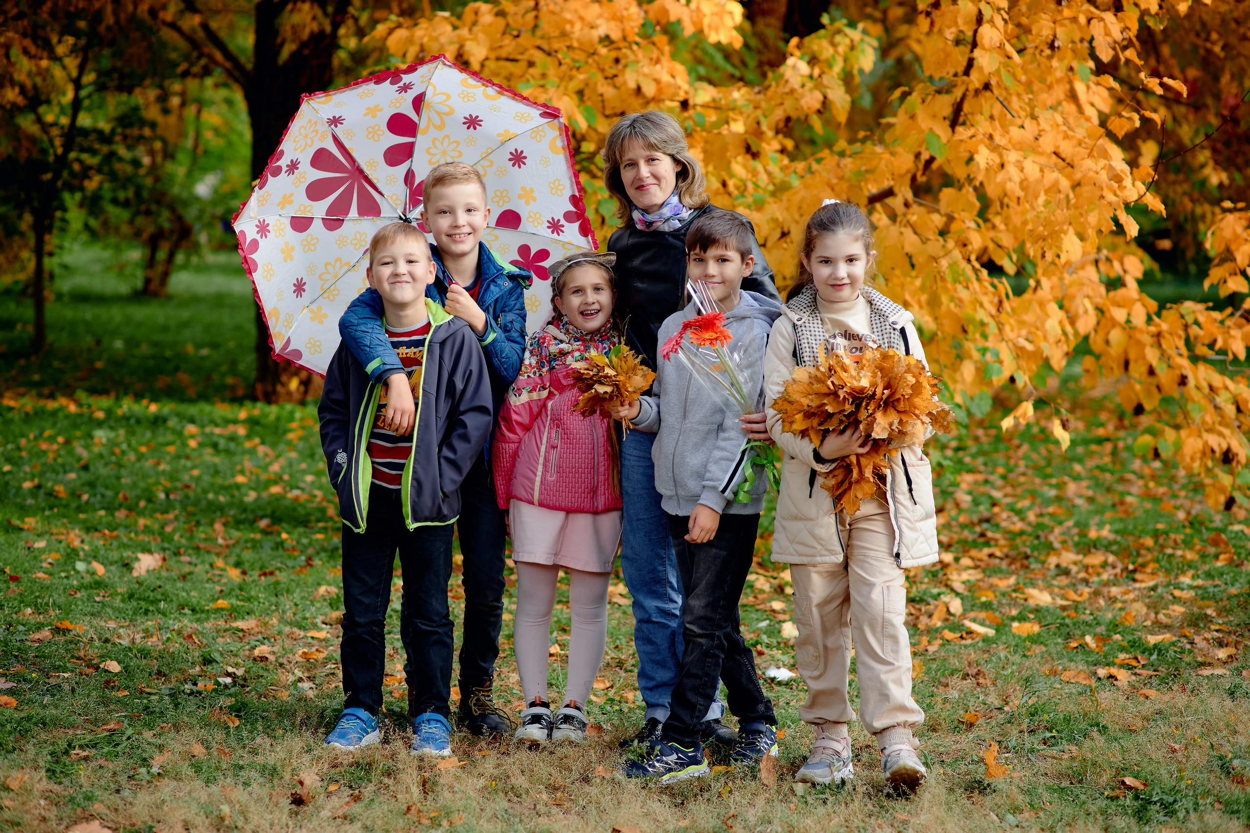 Сьемка выпускного альбома осенью таганрог. Фотограф Выпускные альбомы Таганрог Сергей Коробченко