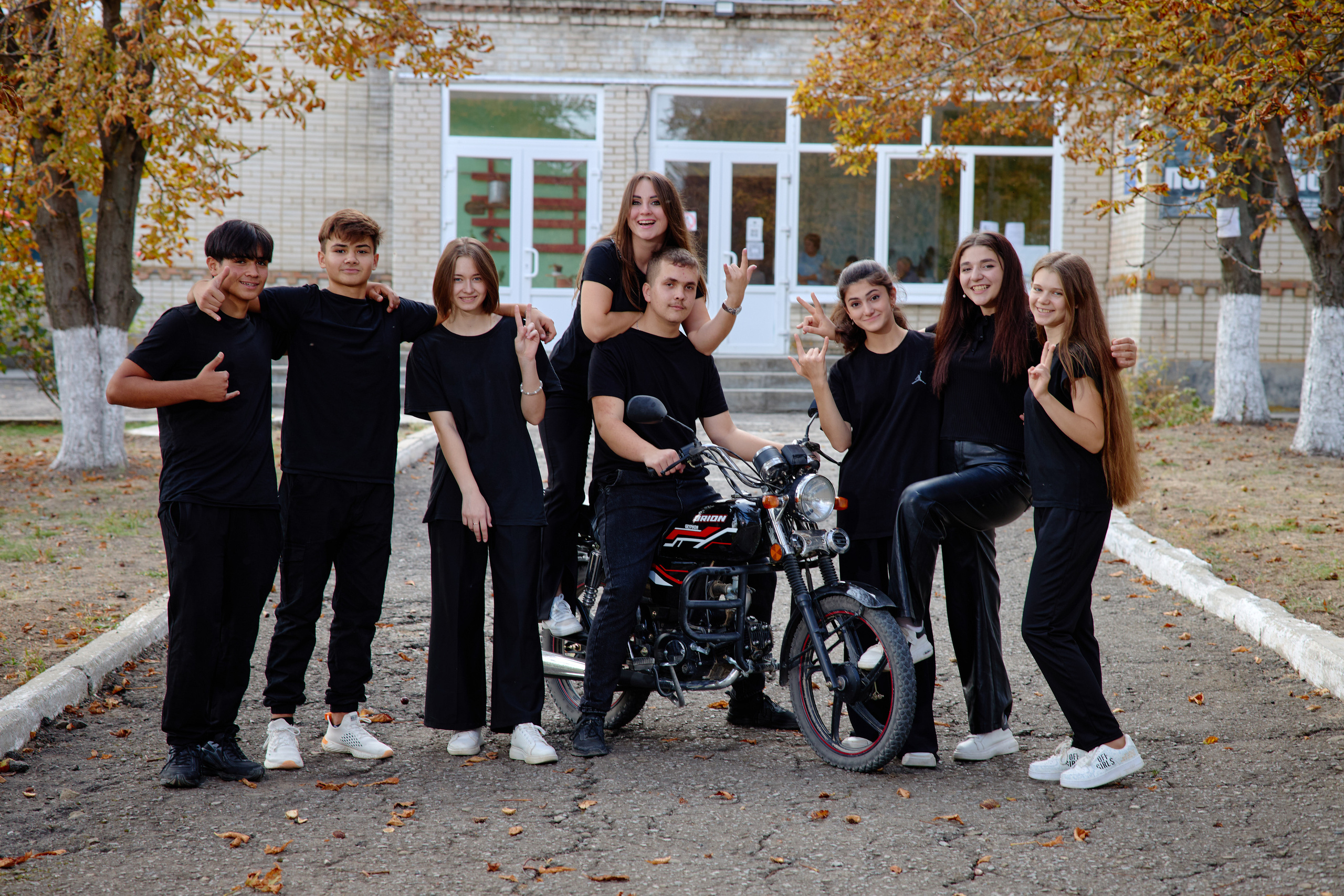 Фотосессии на выпускной альбом таганрог. Фотограф Выпускные альбомы Таганрог Сергей Коробченко