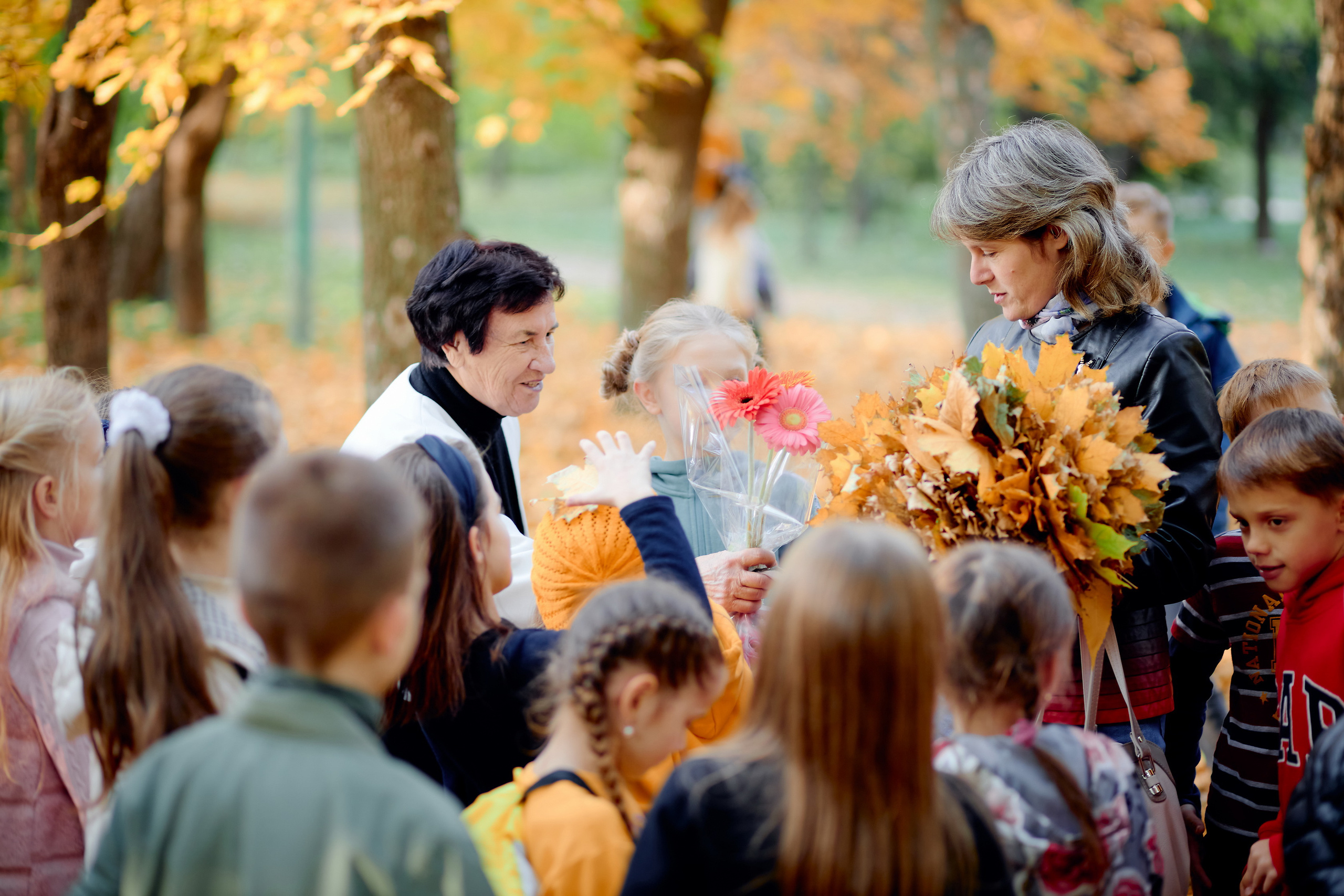Сьемка выпускного альбома осенью таганрог. Фотограф Выпускные альбомы Таганрог Сергей Коробченко
