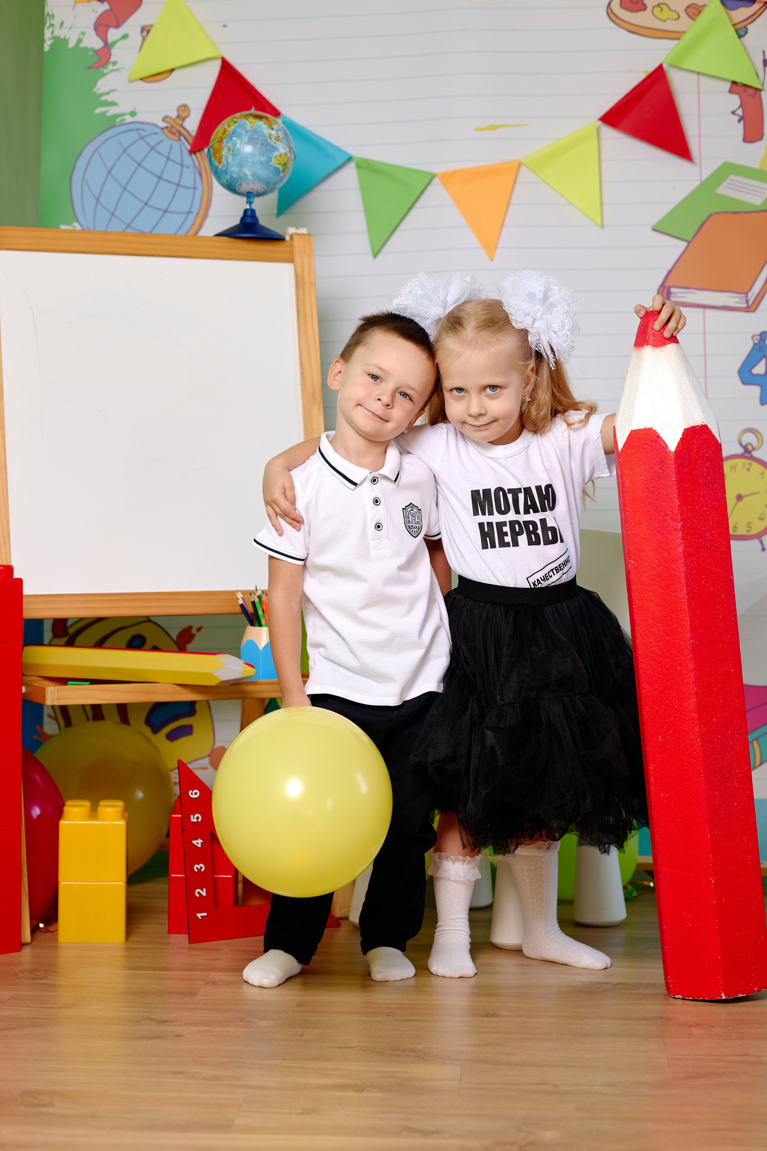 Групповые сьемки детей на выпускные альбомы таганрог. Фотограф Выпускные альбомы Таганрог Сергей Коробченко