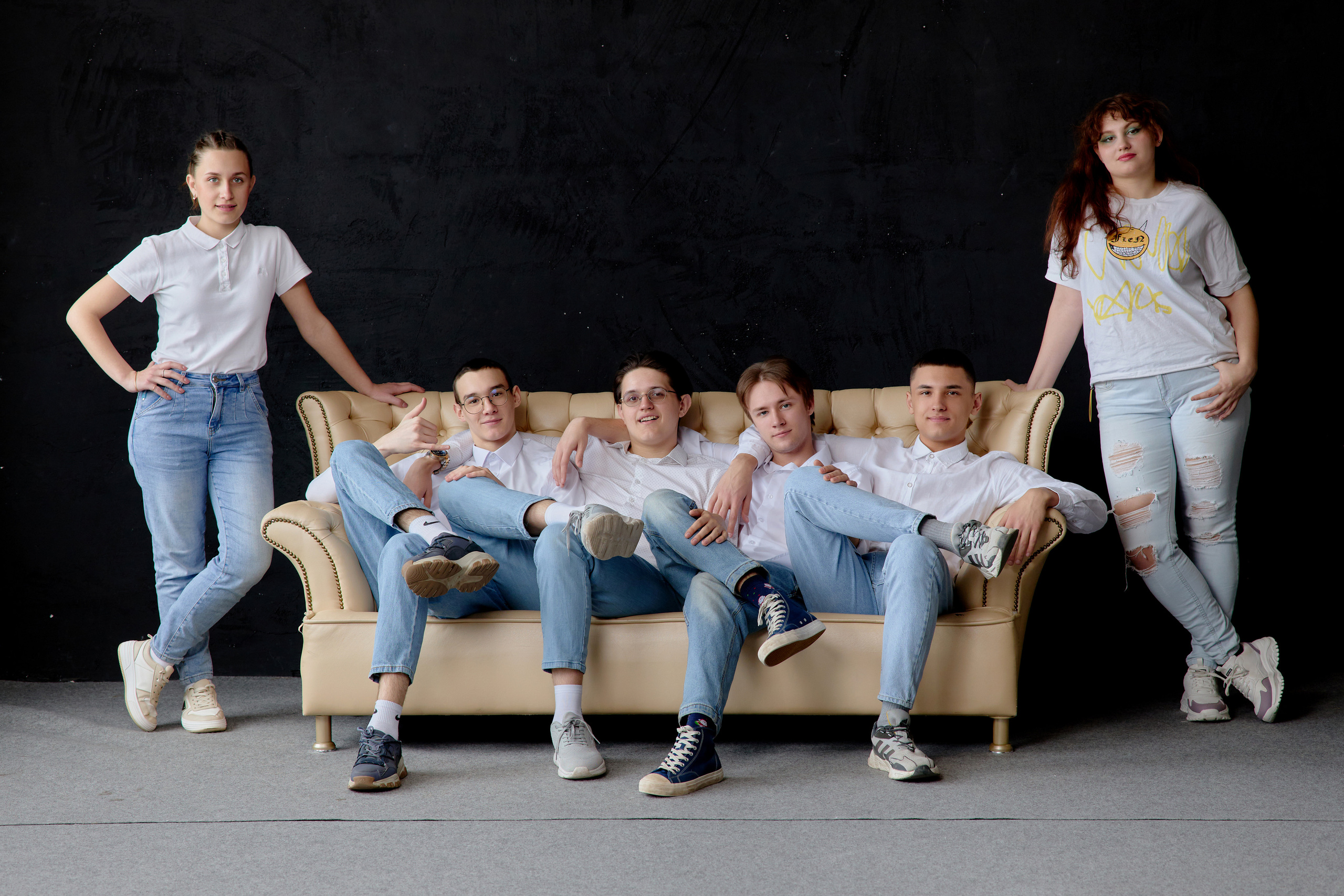 Фотосессии на выпускной альбом таганрог. Фотограф Выпускные альбомы Таганрог Сергей Коробченко