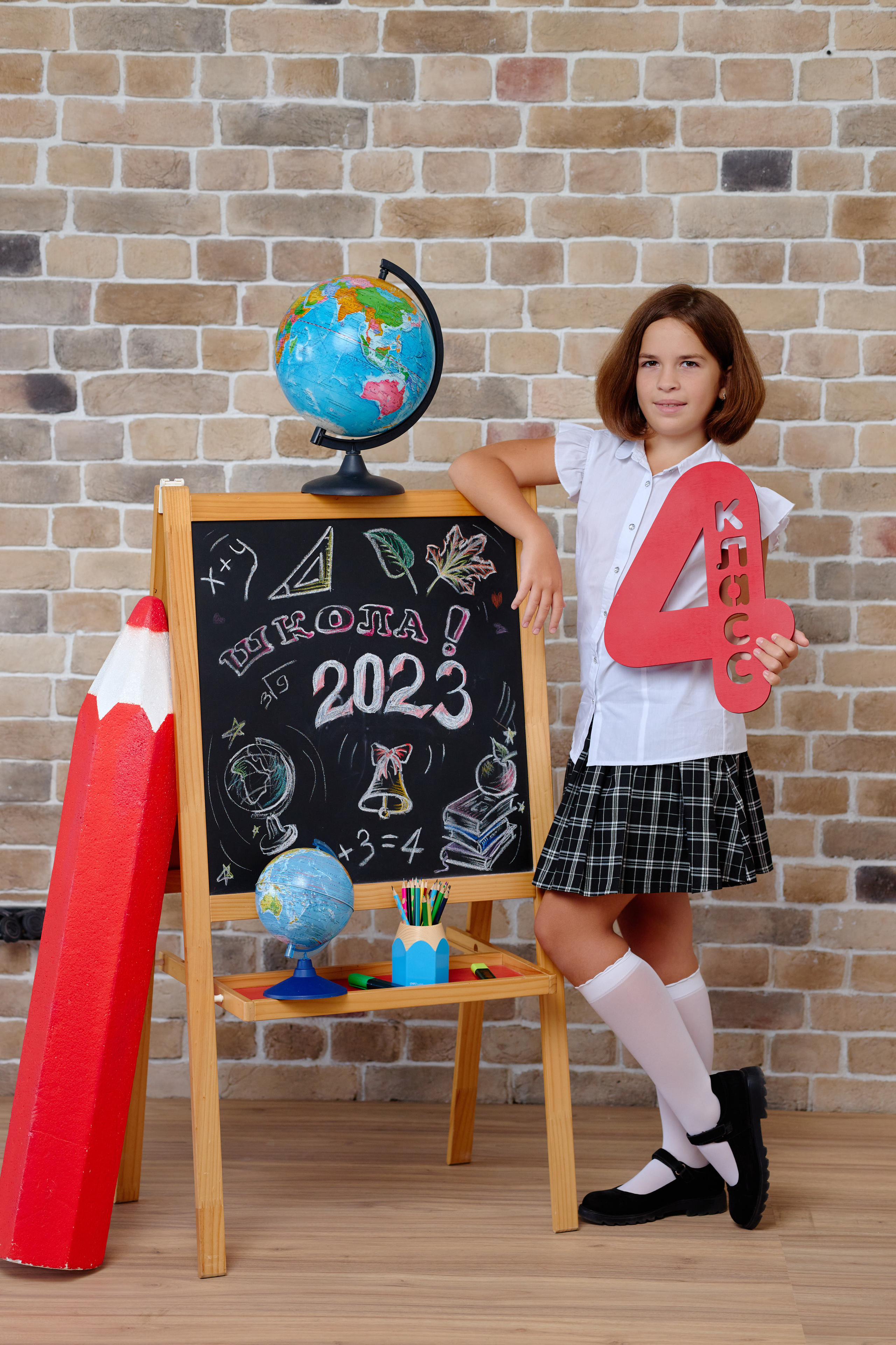 Студийная сьемки школьников для выпускного альбома таганрог. Фотограф Выпускные альбомы Таганрог Сергей Коробченко