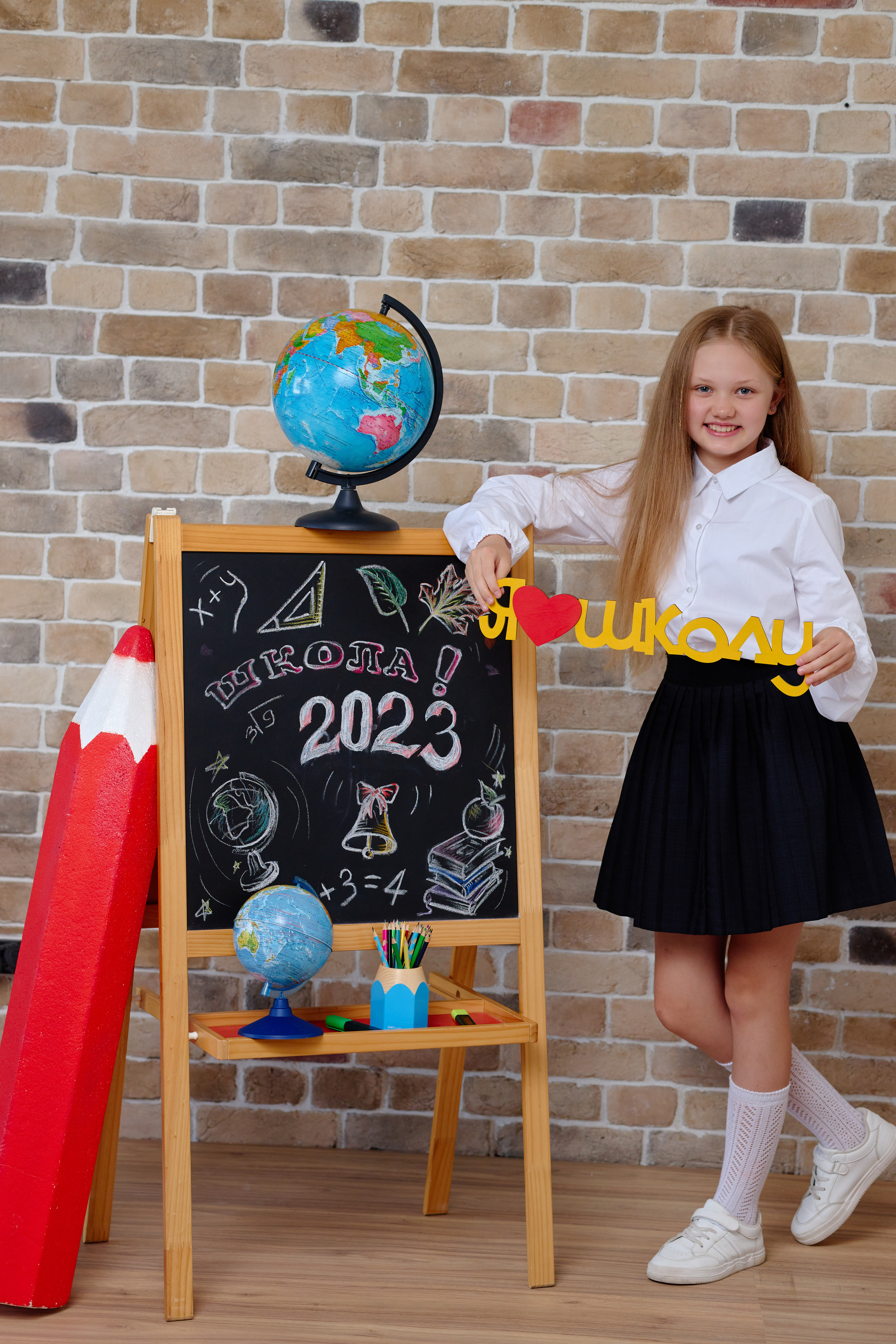 Студийная сьемки школьников для выпускного альбома таганрог. Фотограф Выпускные альбомы Таганрог Сергей Коробченко