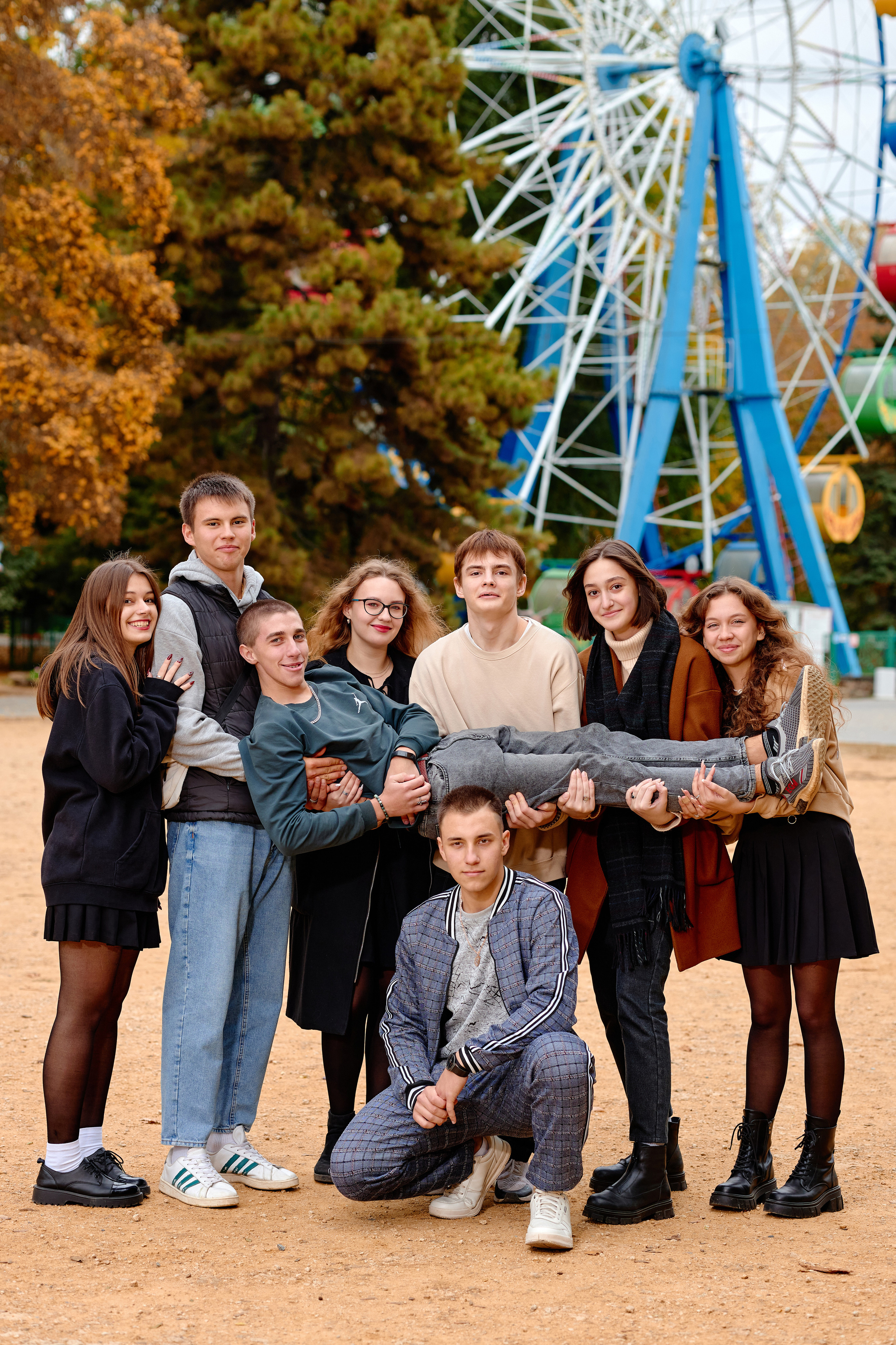 Фотосессии на выпускной альбом таганрог. Фотограф Выпускные альбомы Таганрог Сергей Коробченко