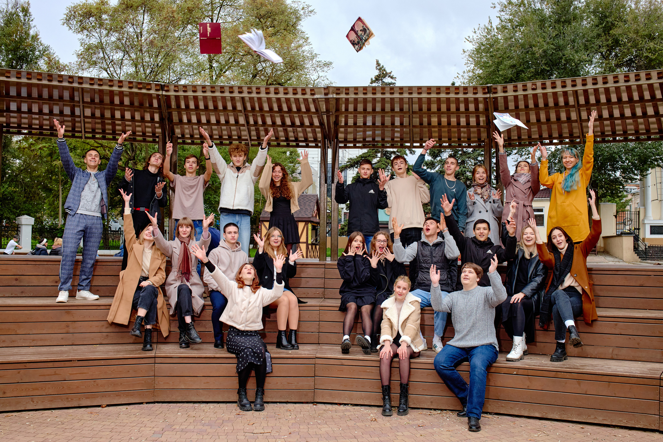 Фотосессии на выпускной альбом таганрог. Фотограф Выпускные альбомы Таганрог Сергей Коробченко