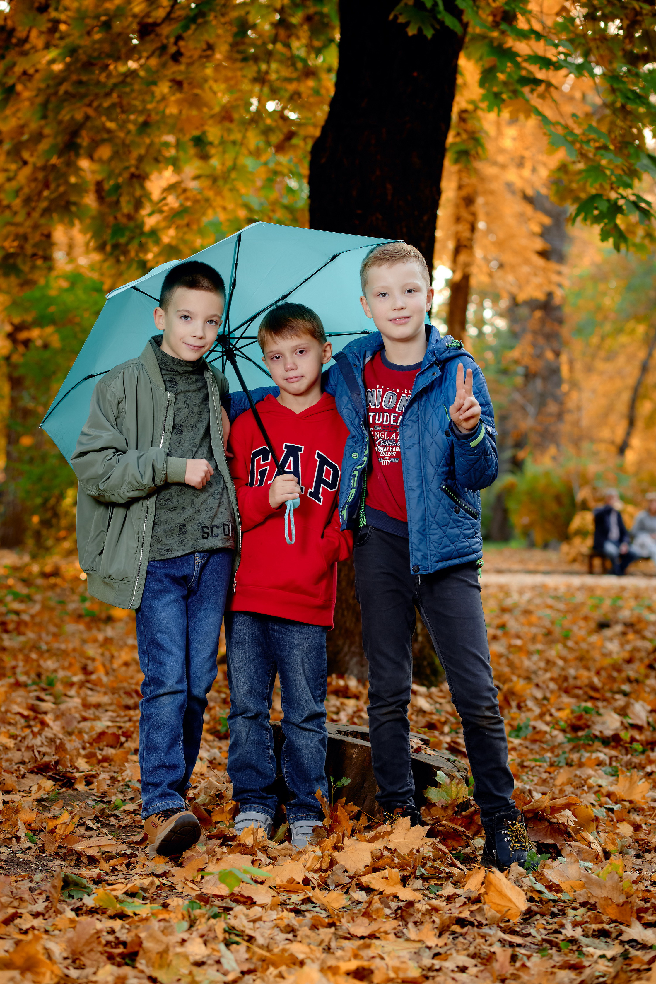 Сьемка выпускного альбома осенью таганрог. Фотограф Выпускные альбомы Таганрог Сергей Коробченко