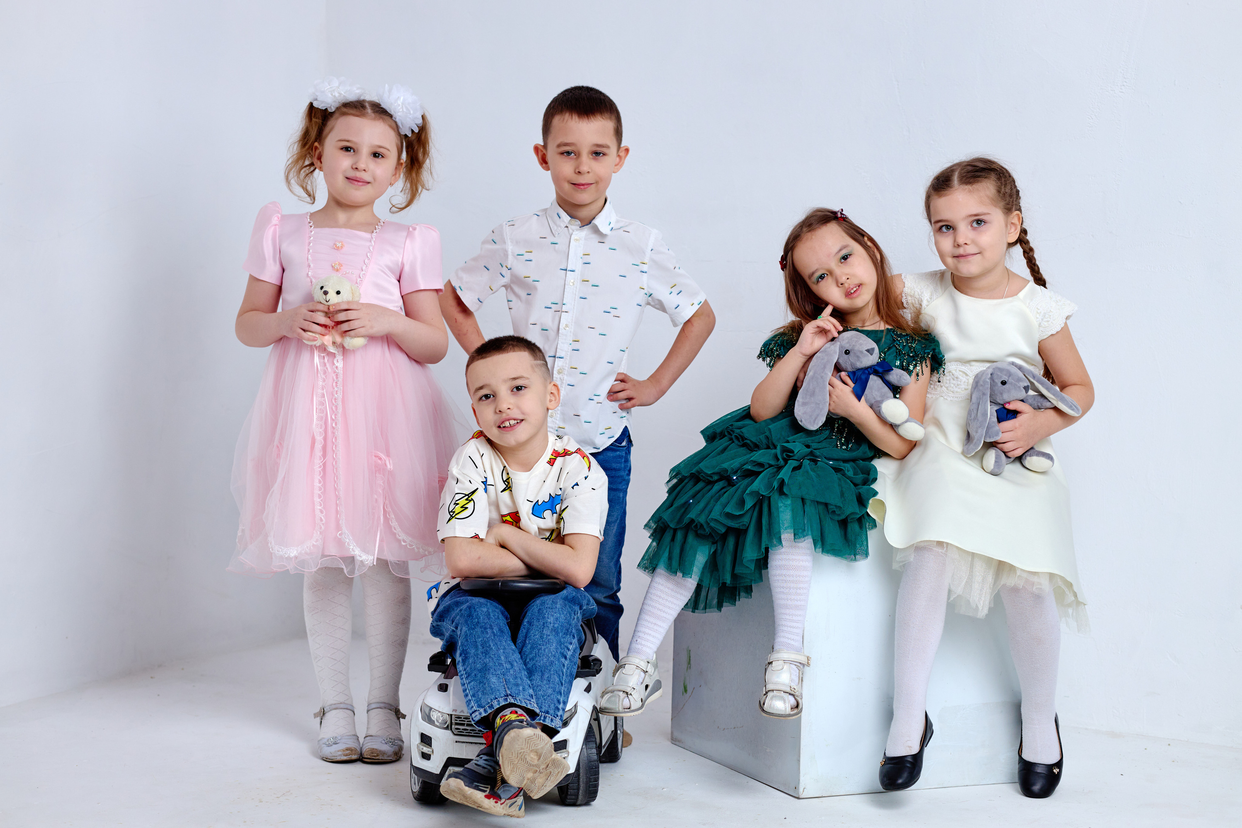 Групповые сьемки детей на выпускные альбомы таганрог. Фотограф Выпускные альбомы Таганрог Сергей Коробченко