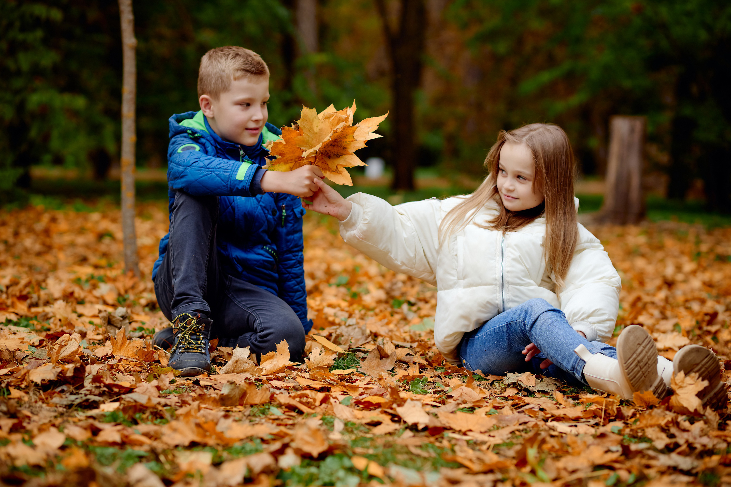 Сьемка выпускного альбома осенью таганрог. Фотограф Выпускные альбомы Таганрог Сергей Коробченко