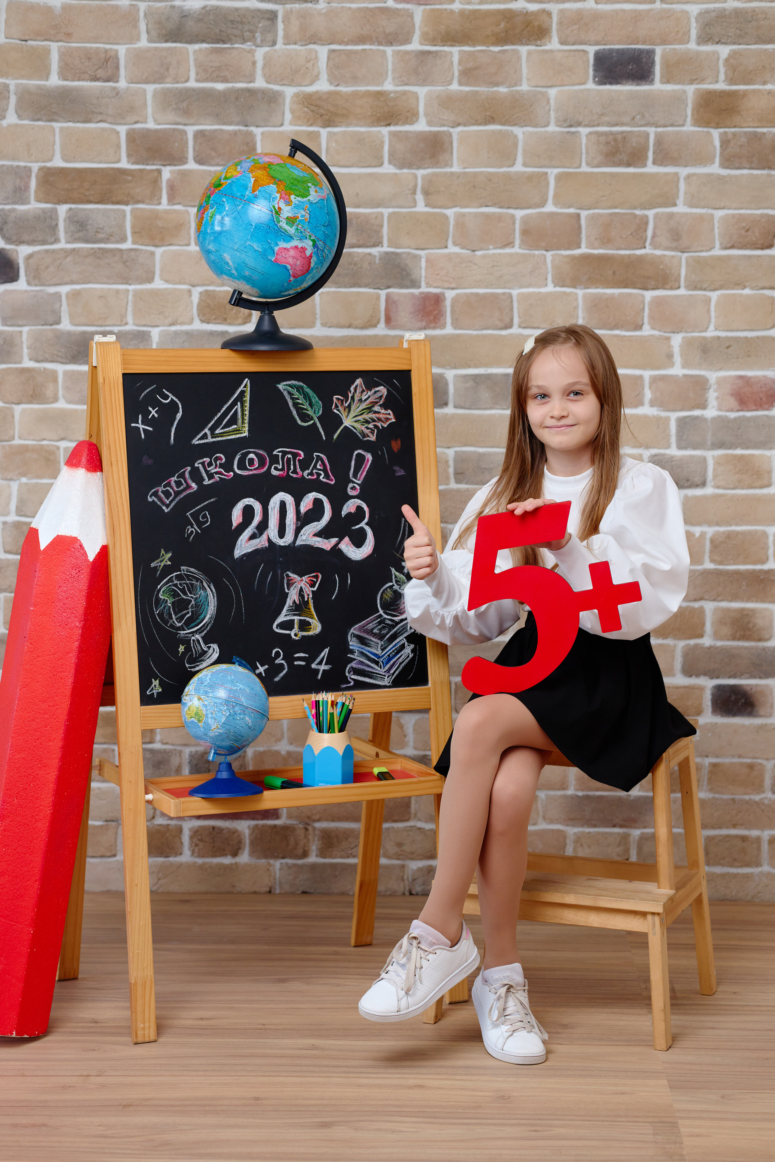 Студийная сьемки школьников для выпускного альбома таганрог. Фотограф Выпускные альбомы Таганрог Сергей Коробченко