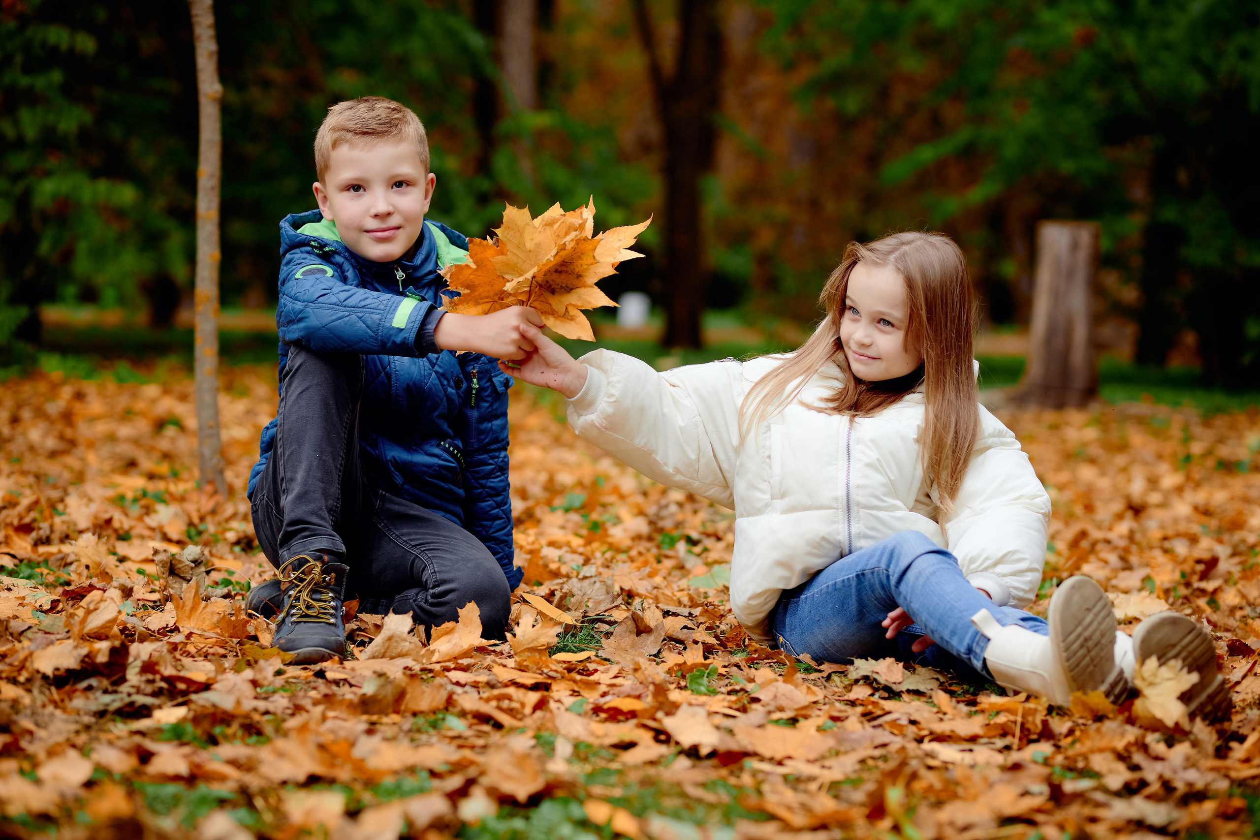 Сьемка выпускного альбома осенью таганрог. Фотограф Выпускные альбомы Таганрог Сергей Коробченко