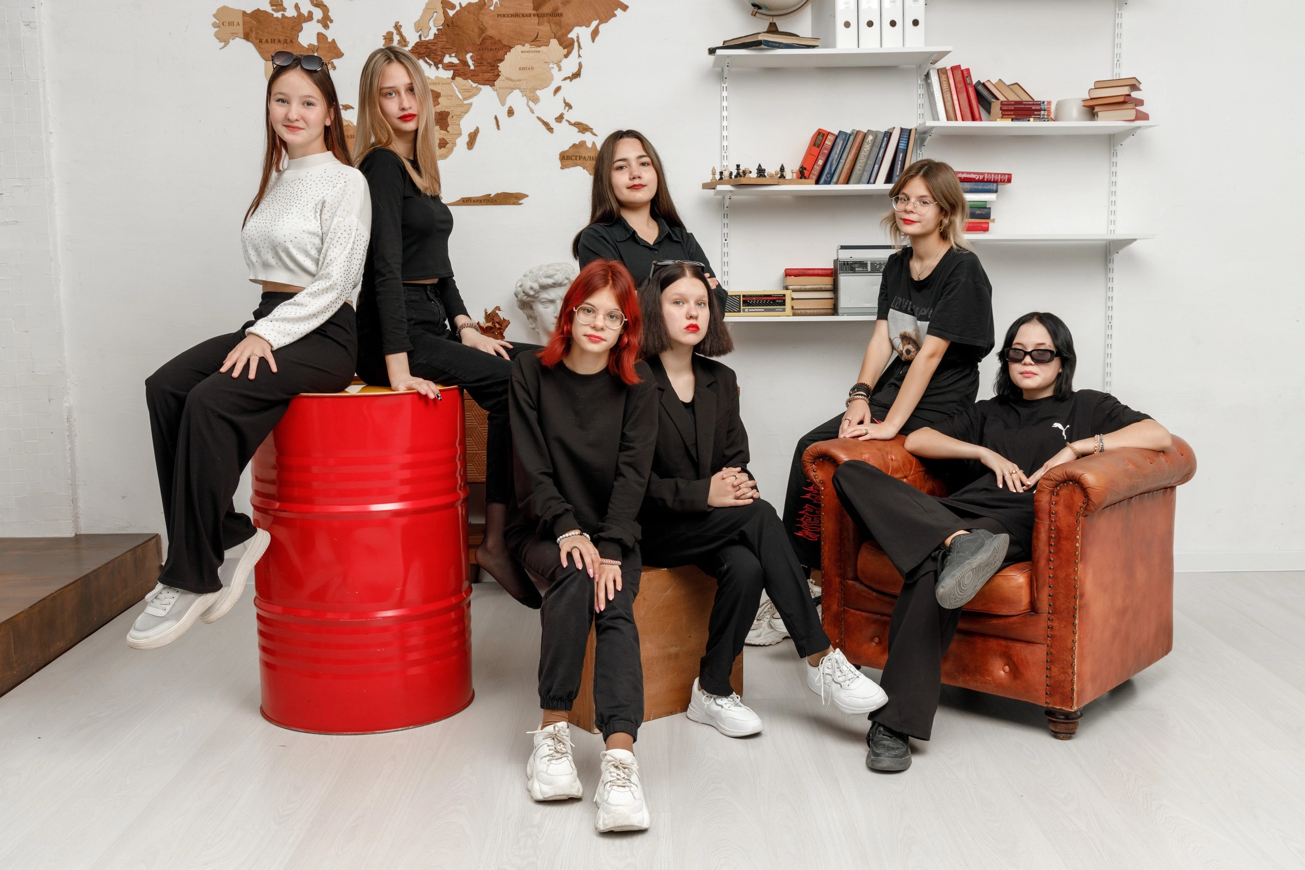 Фотосессии на выпускной альбом таганрог. Фотограф Выпускные альбомы Таганрог Сергей Коробченко