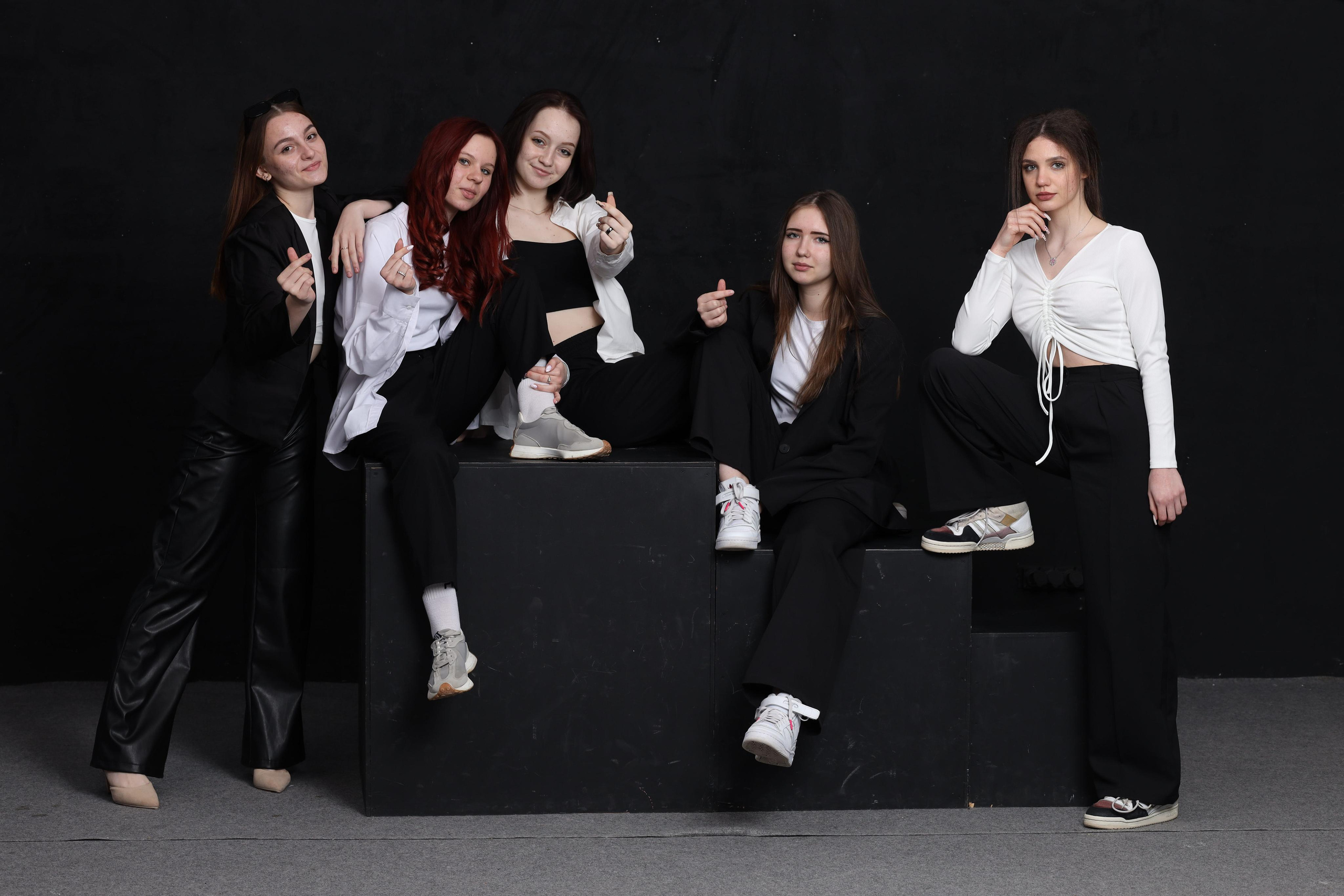 Фотосессии на выпускной альбом таганрог. Фотограф Выпускные альбомы Таганрог Сергей Коробченко