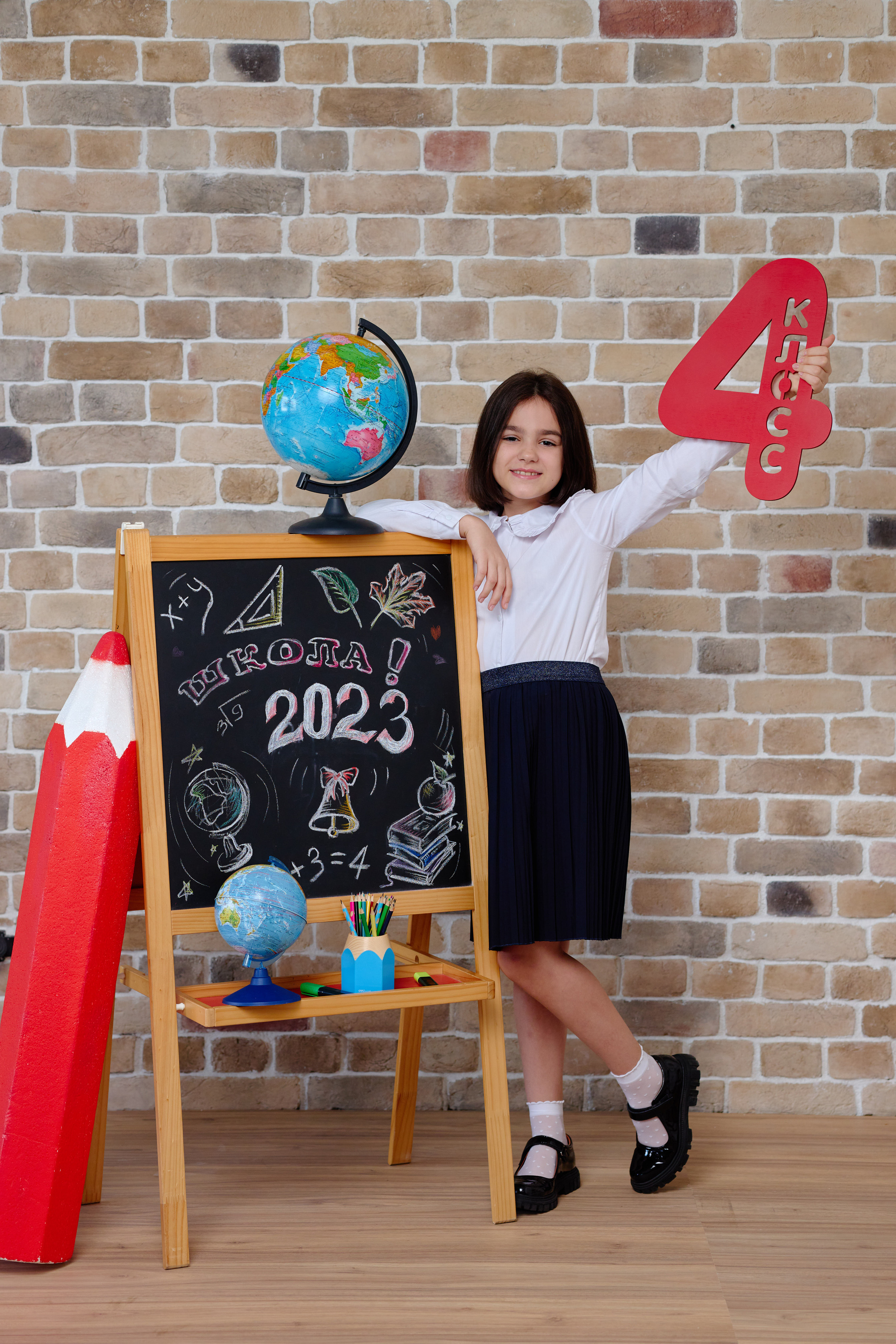 Студийная сьемки школьников для выпускного альбома таганрог. Фотограф Выпускные альбомы Таганрог Сергей Коробченко