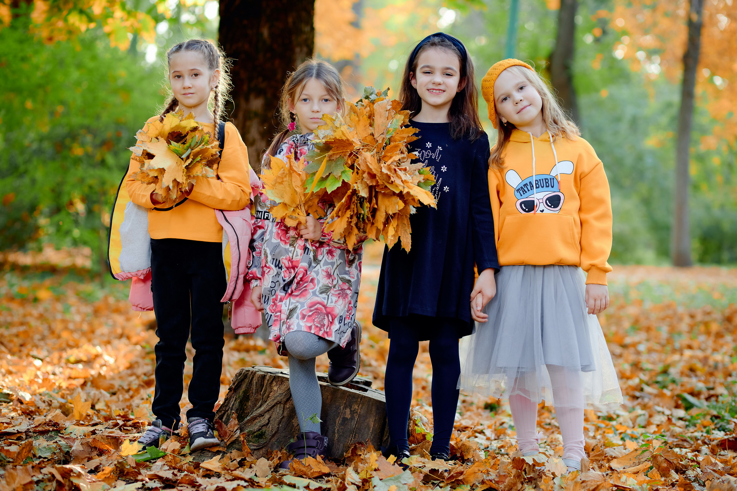 Сьемка выпускного альбома осенью таганрог. Фотограф Выпускные альбомы Таганрог Сергей Коробченко