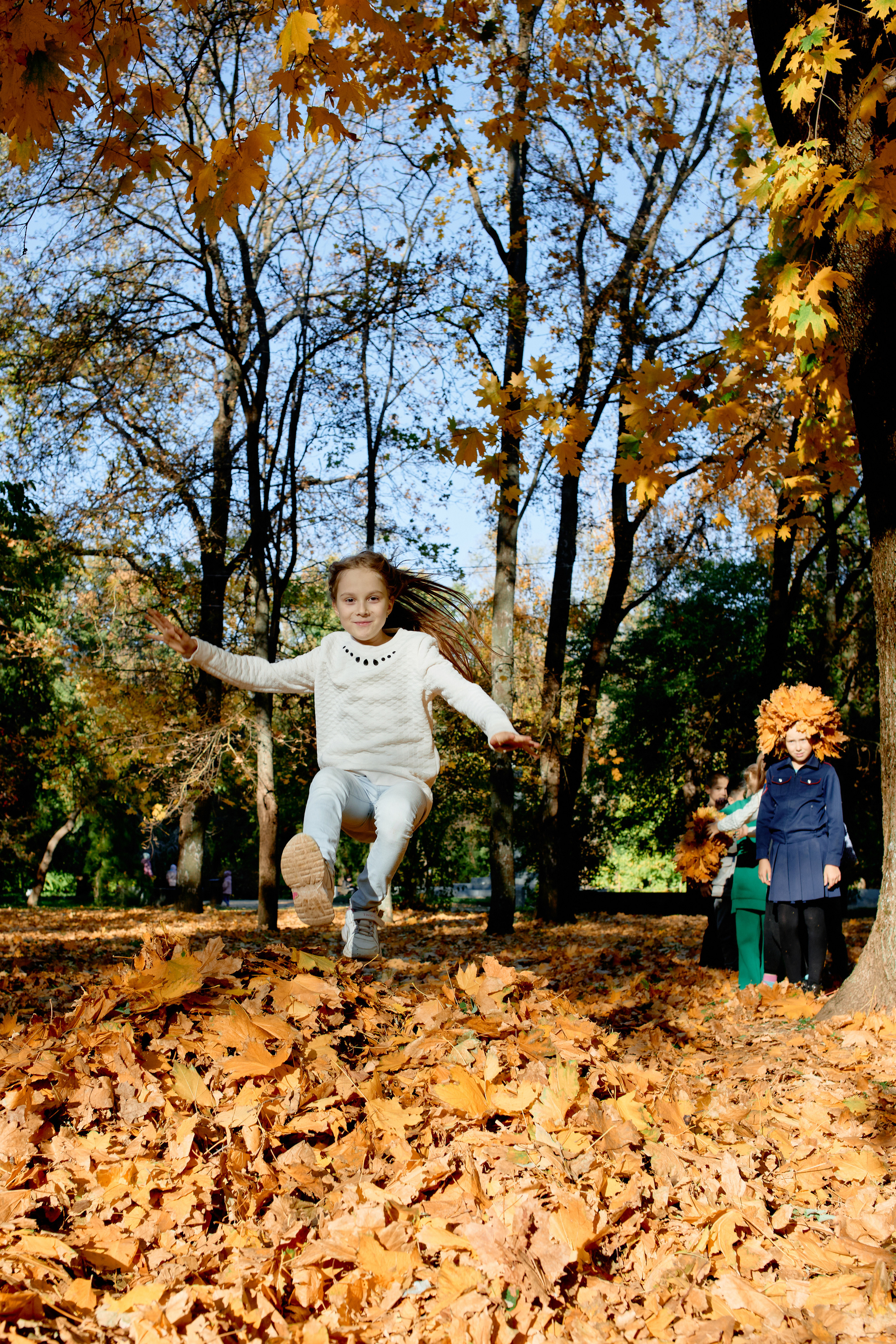 Сьемка выпускного альбома осенью таганрог. Фотограф Выпускные альбомы Таганрог Сергей Коробченко