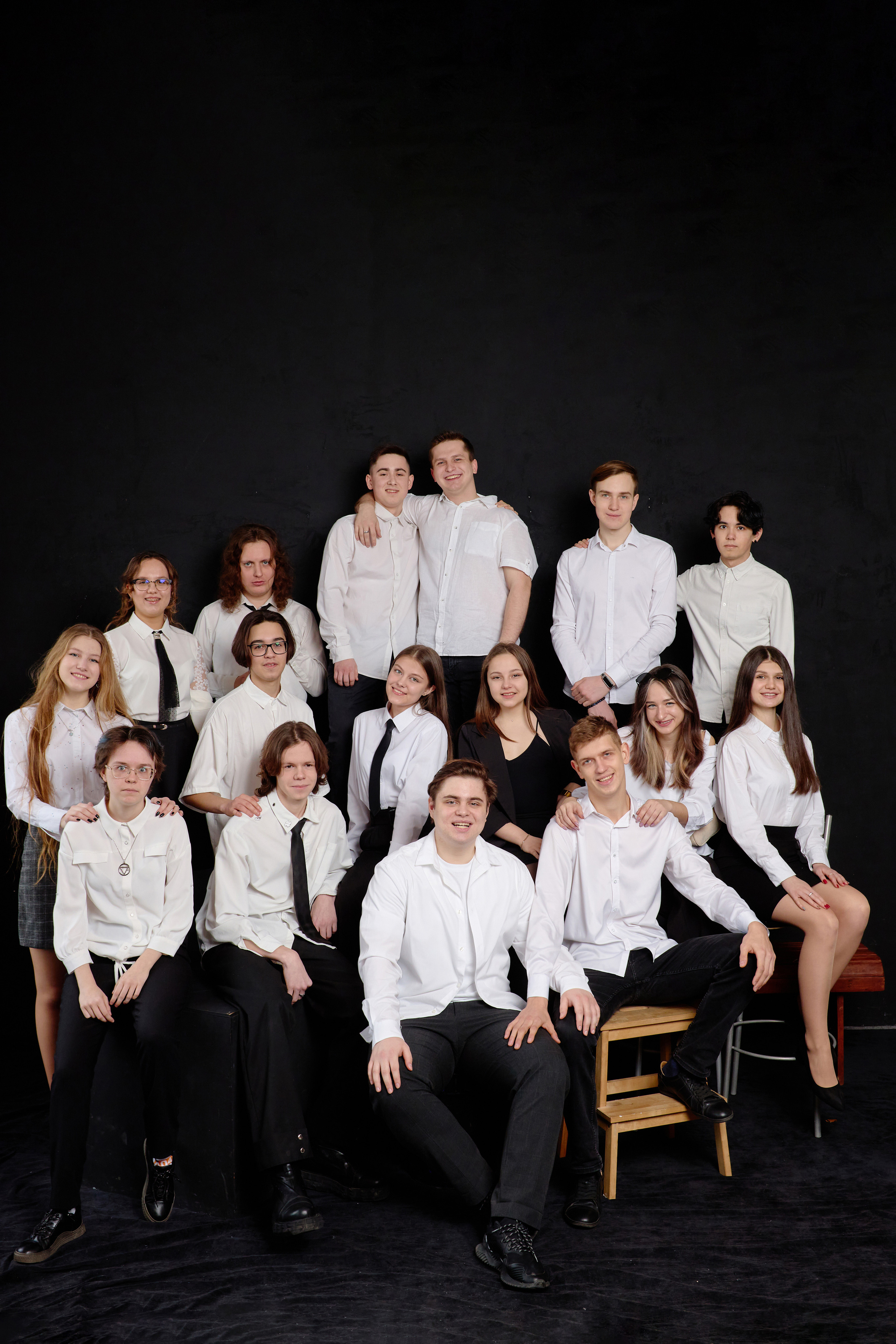 Фотосессии на выпускной альбом таганрог. Фотограф Выпускные альбомы Таганрог Сергей Коробченко