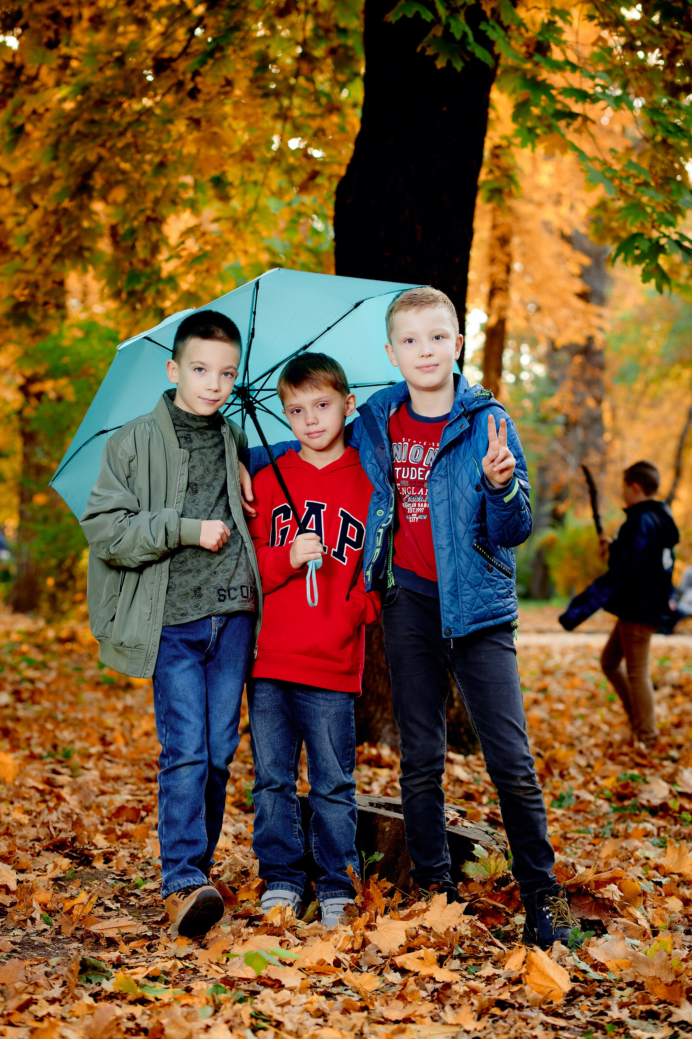 Сьемка выпускного альбома осенью таганрог. Фотограф Выпускные альбомы Таганрог Сергей Коробченко