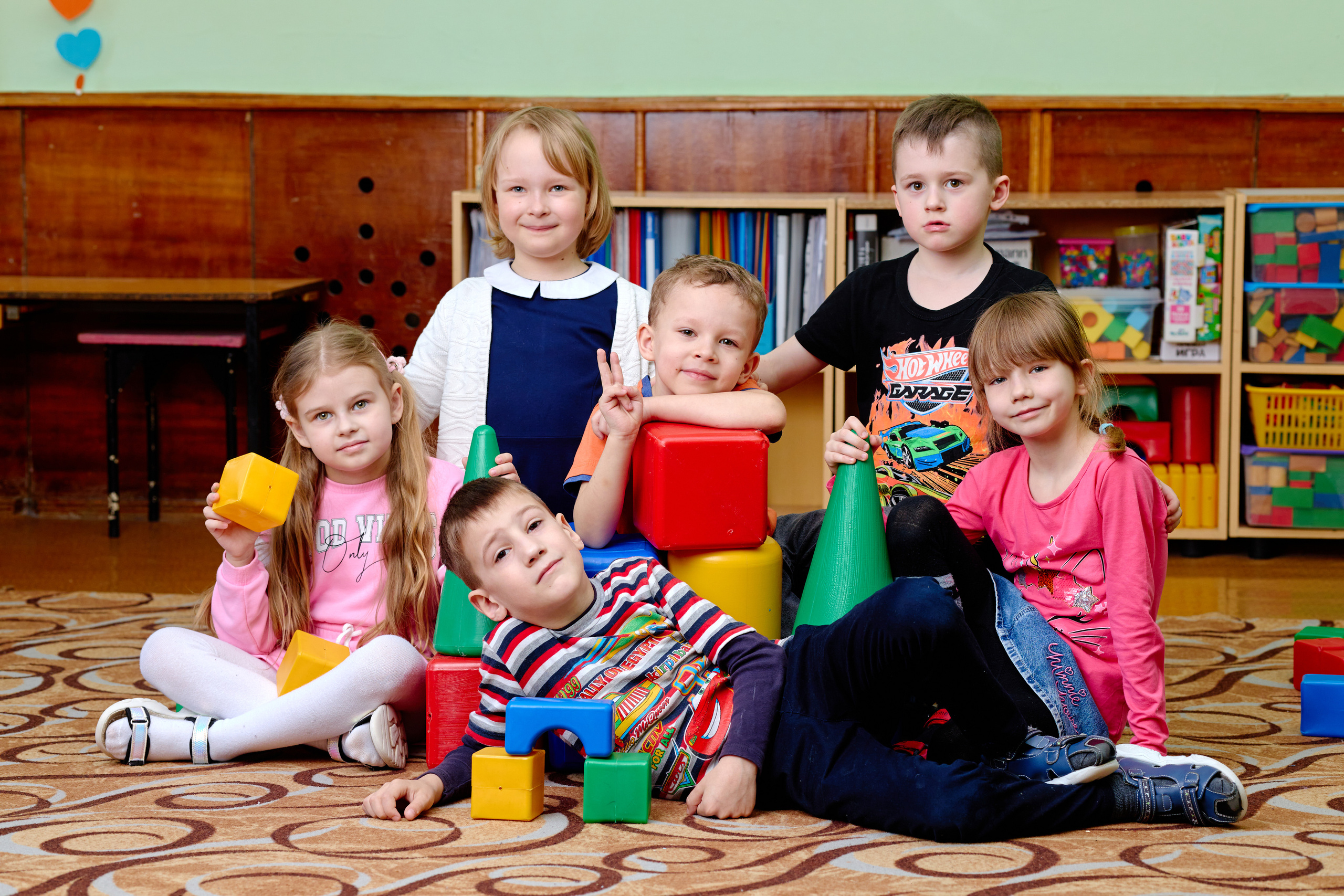 Групповые сьемки детей на выпускные альбомы таганрог. Фотограф Выпускные альбомы Таганрог Сергей Коробченко
