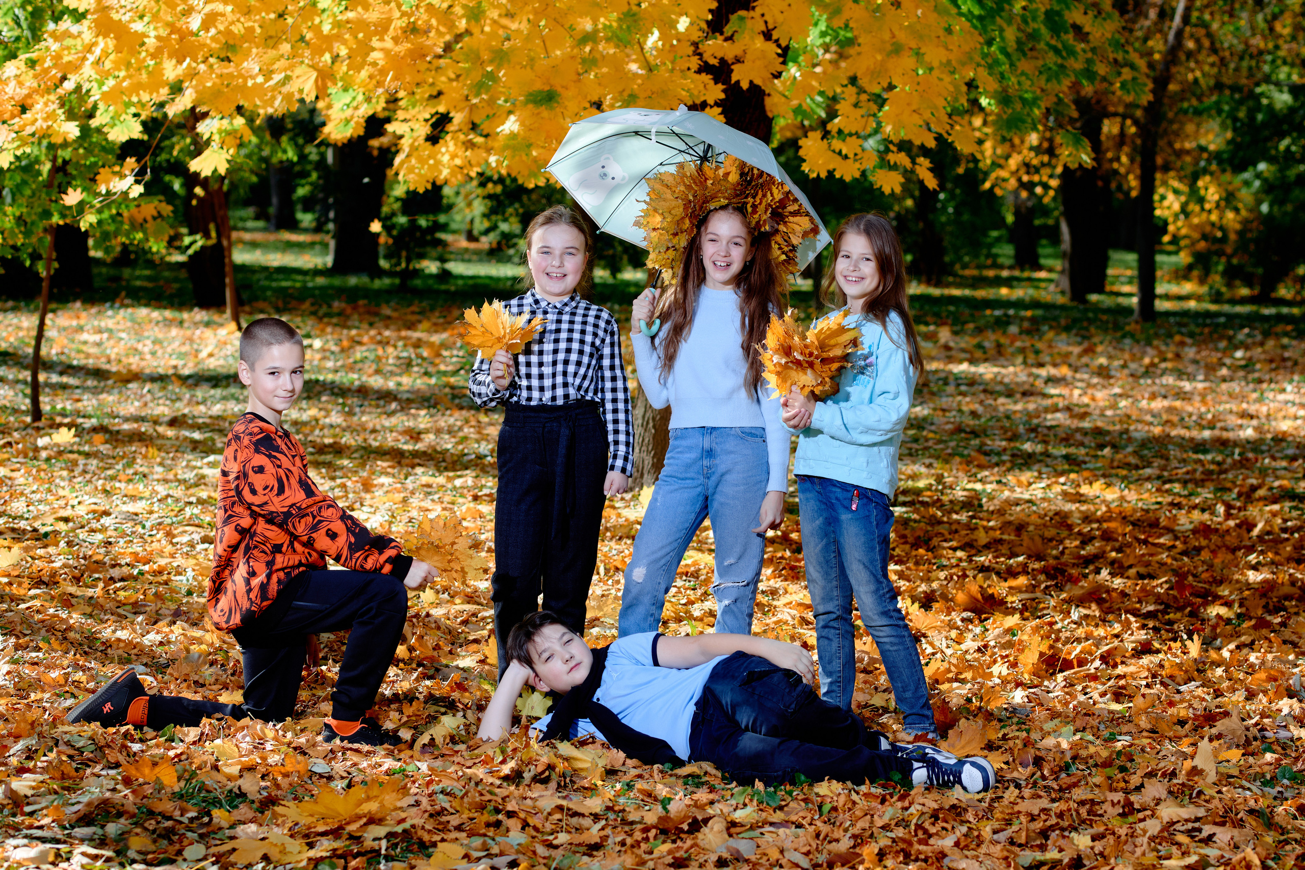 Сьемка выпускного альбома осенью таганрог. Фотограф Выпускные альбомы Таганрог Сергей Коробченко