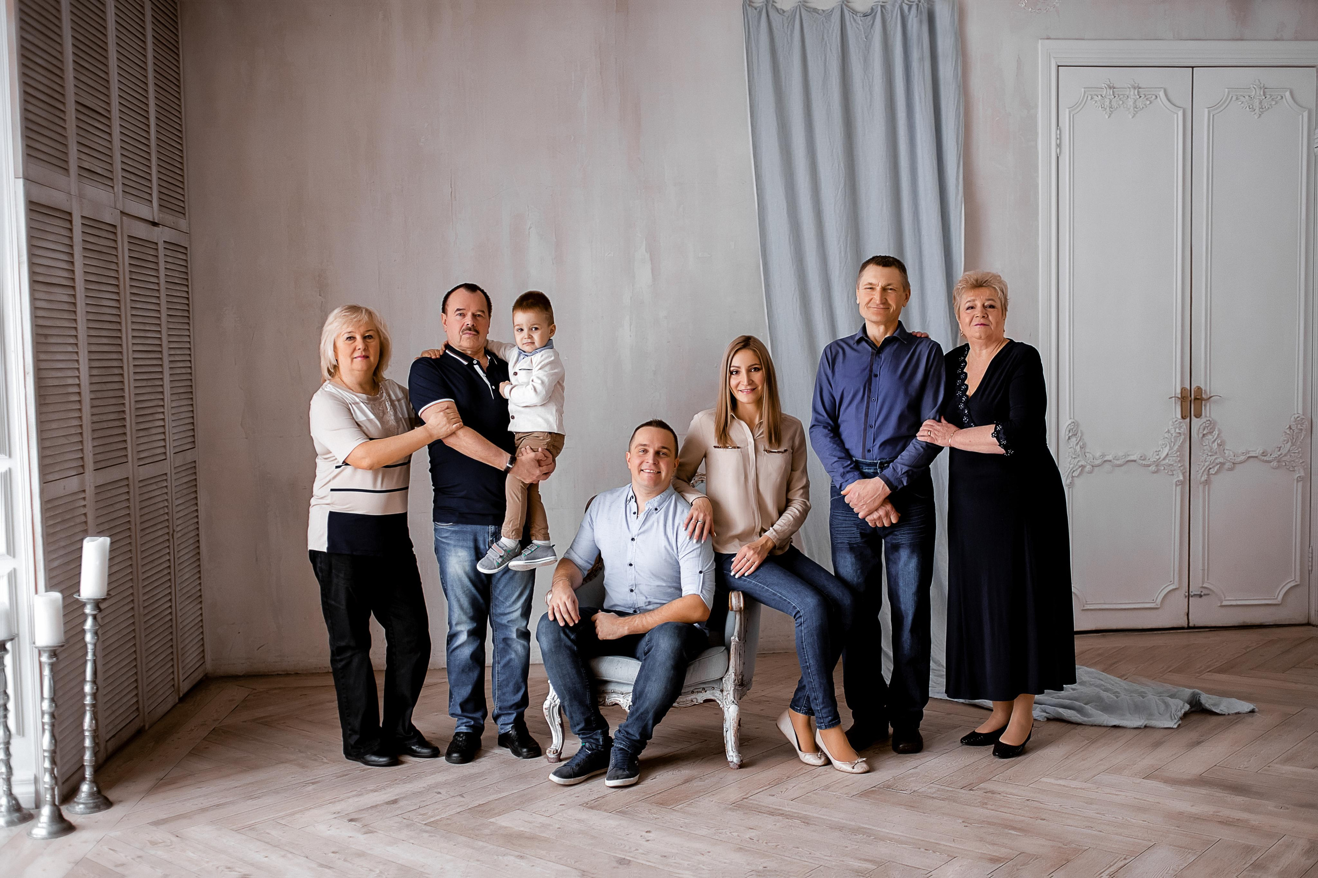 Олег, Татьяна и семья. Фотограф Карина Дмитриева