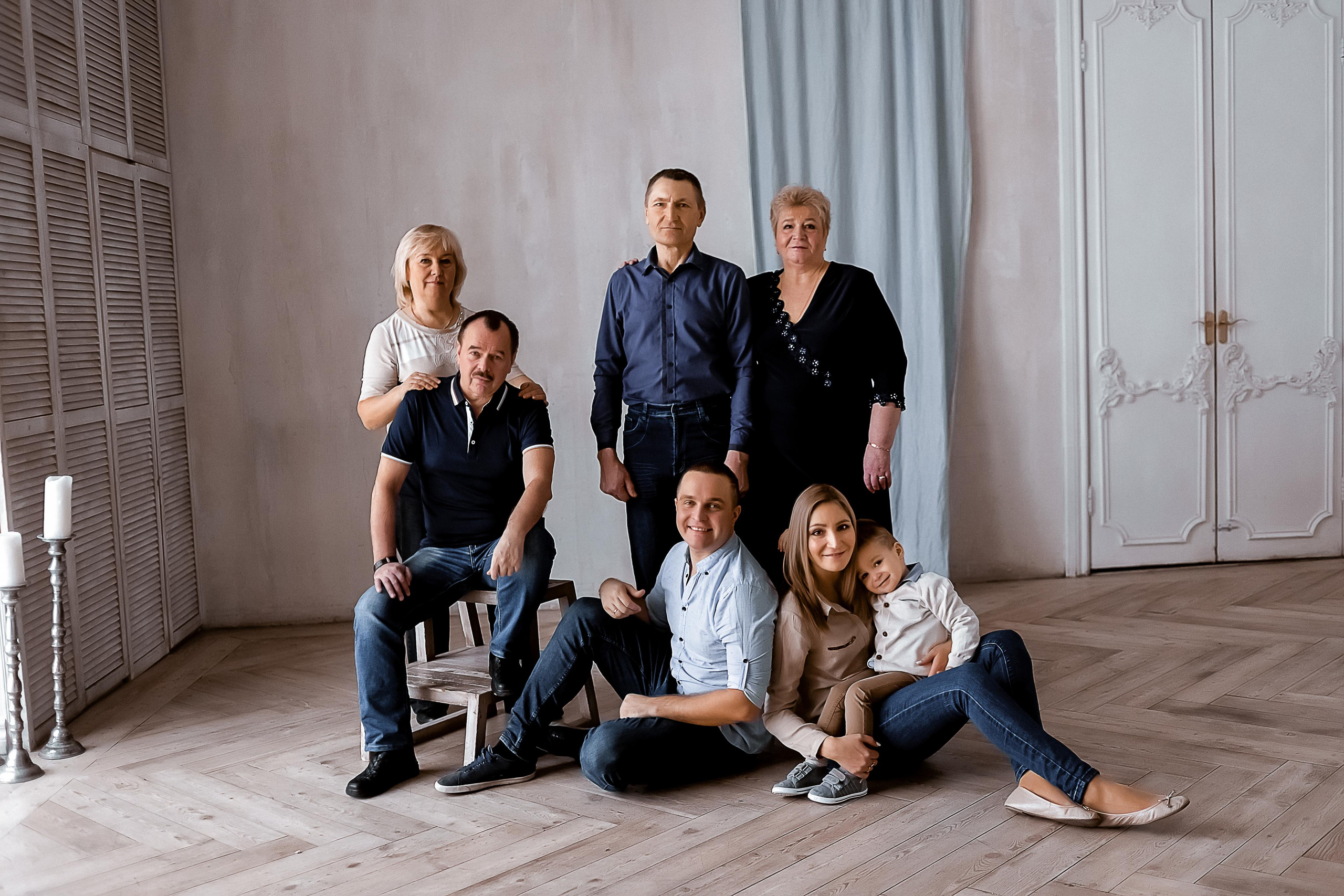 Олег, Татьяна и семья. Фотограф Карина Дмитриева