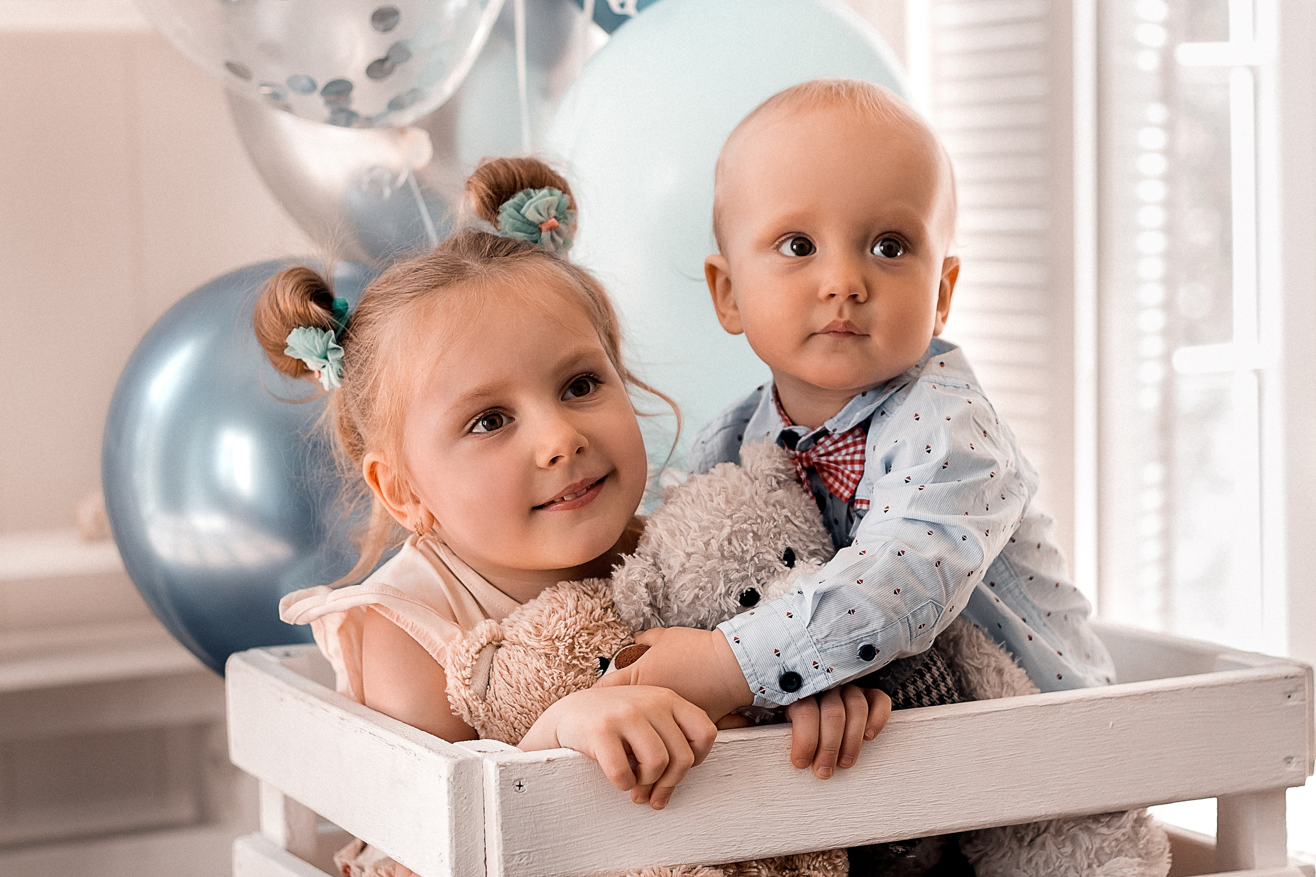 Лиля, Артем, Ариша и Даниэль. Фотограф Карина Дмитриева