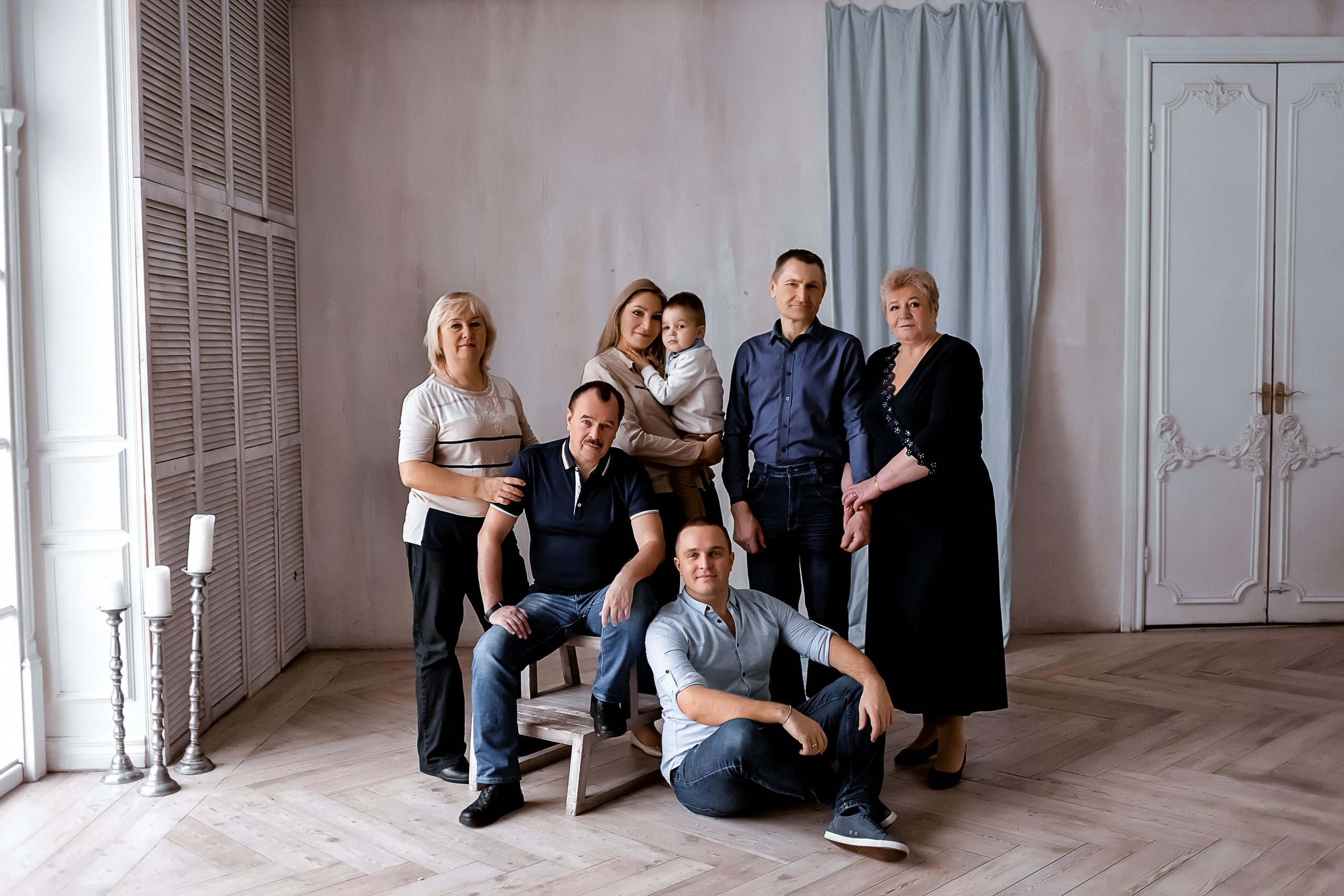 Олег, Татьяна и семья. Фотограф Карина Дмитриева