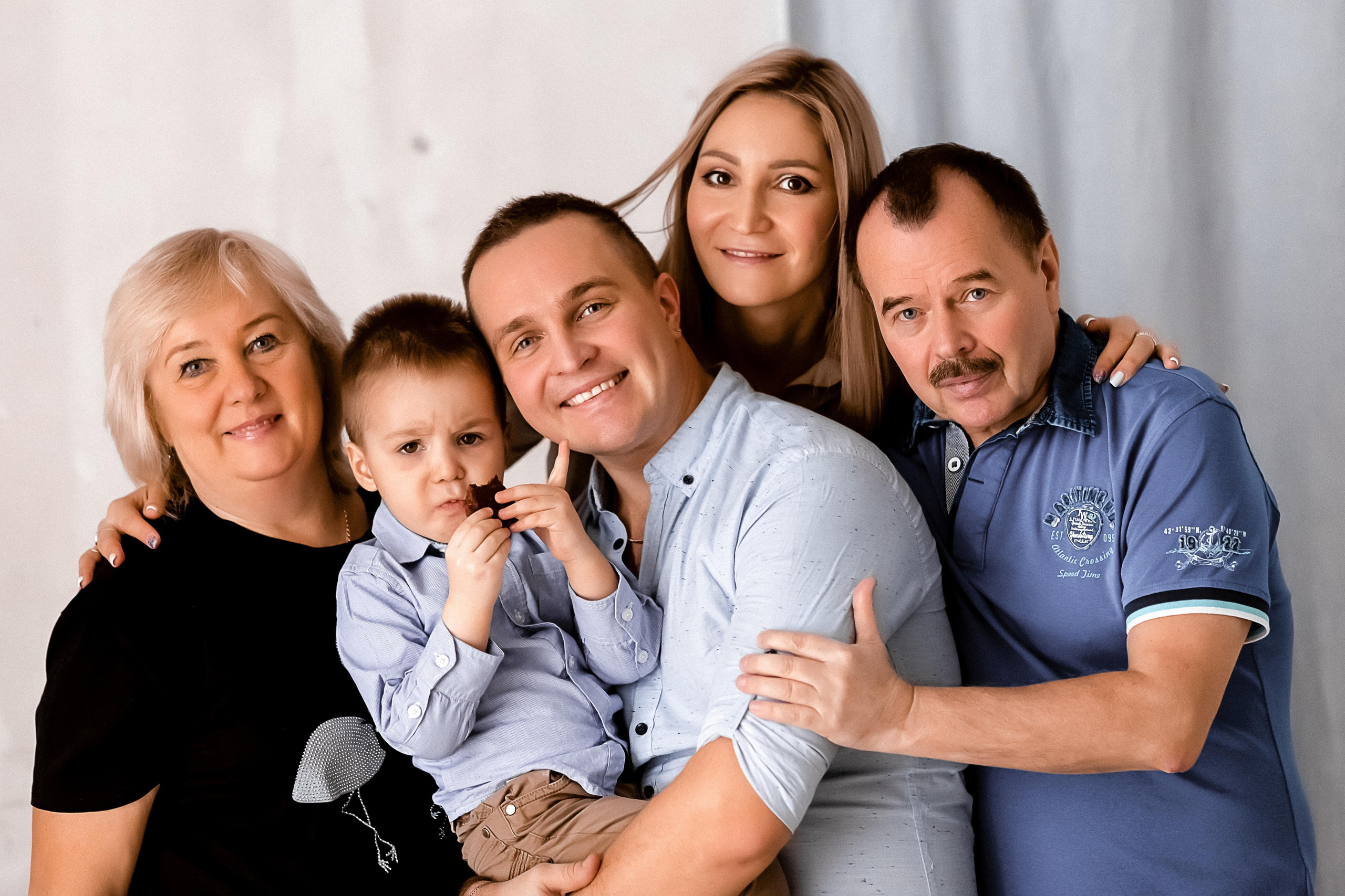 Олег, Татьяна и семья. Фотограф Карина Дмитриева