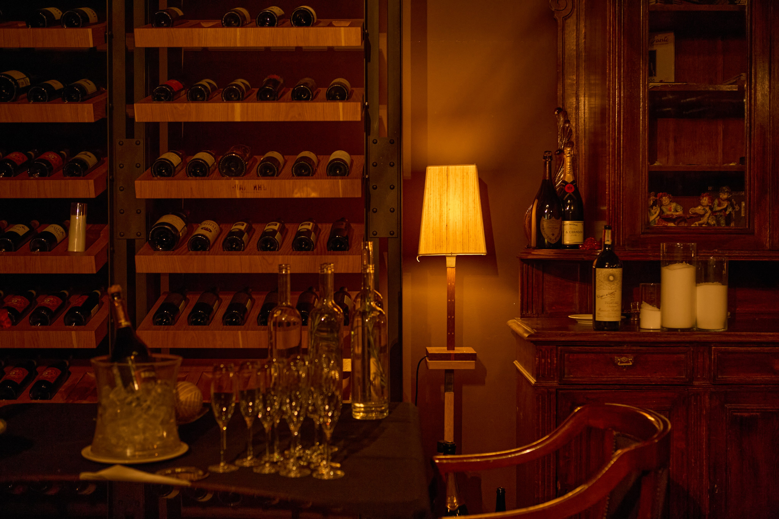 Evening on Nevsky Prospect Street at the Palkin Restaurant. Фотограф в Санкт-Петербурге Владимир Тихомиров