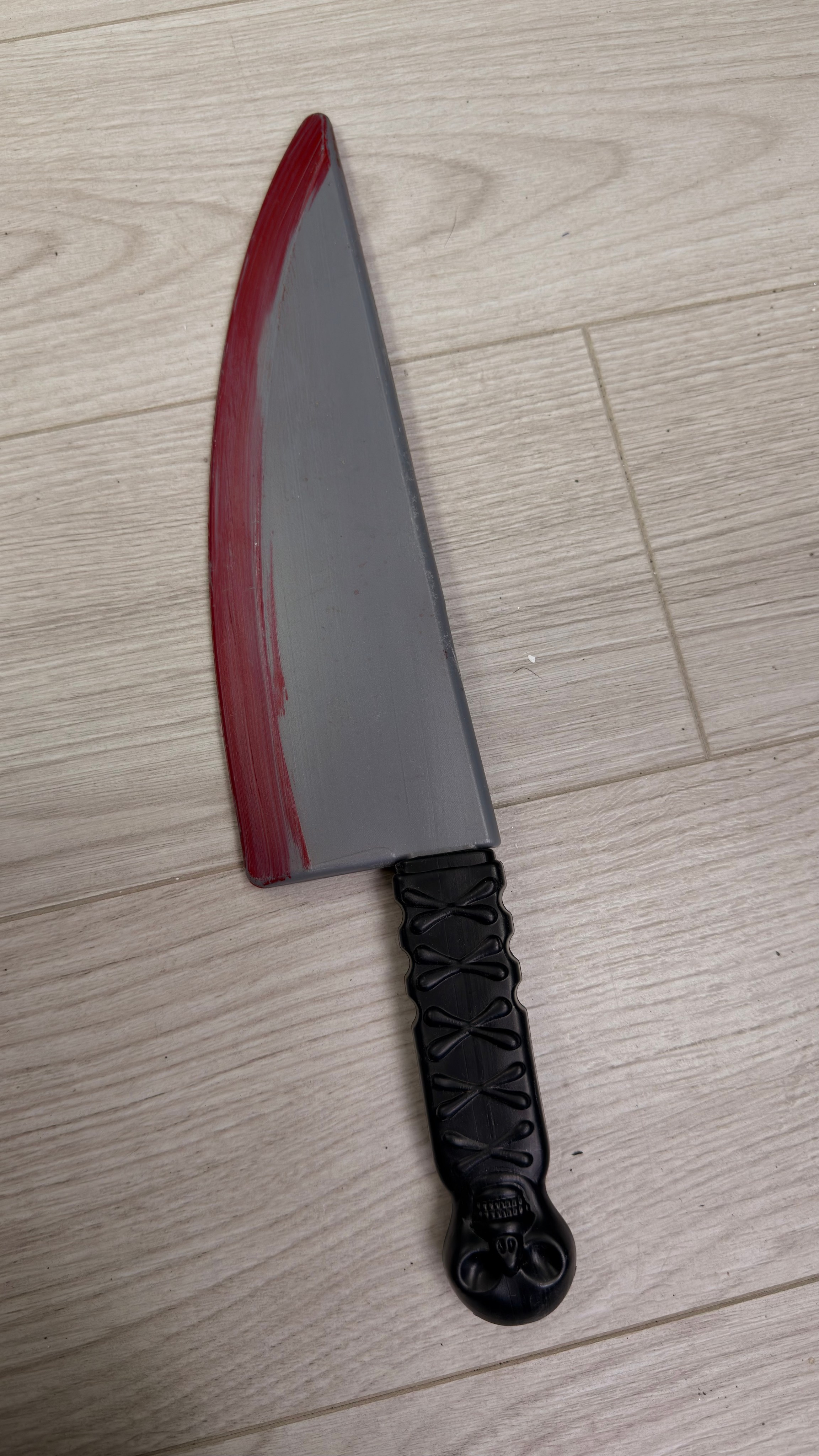 Оружейная в аренду. Аренда костюмов, платьев и реквизита для фотосессий на Камчатке